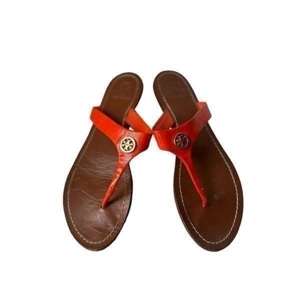 Tory Burch orange patent leather flip flop sandals size 8.5m womens