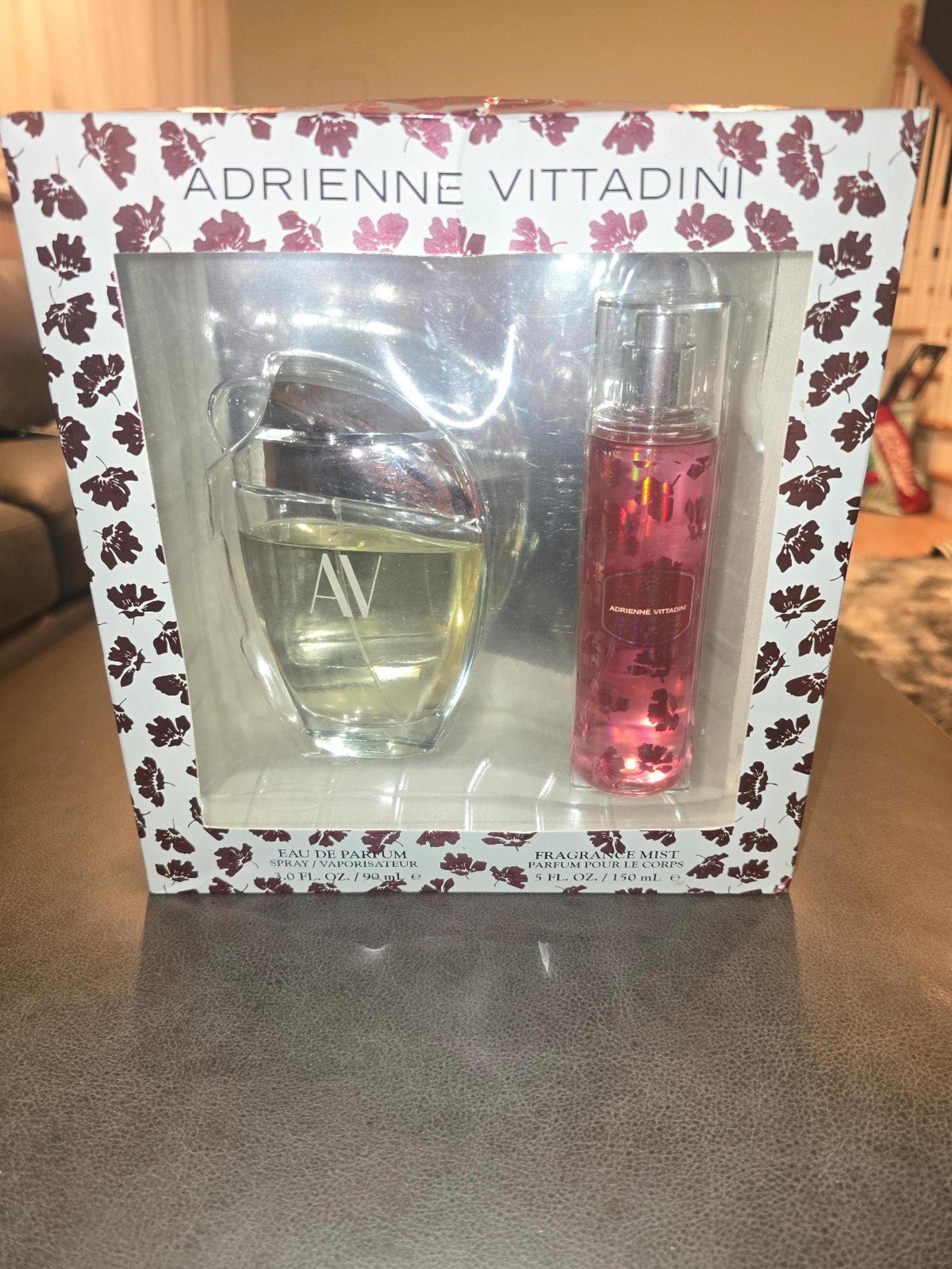 Adrienne Vittadini Perfume Set