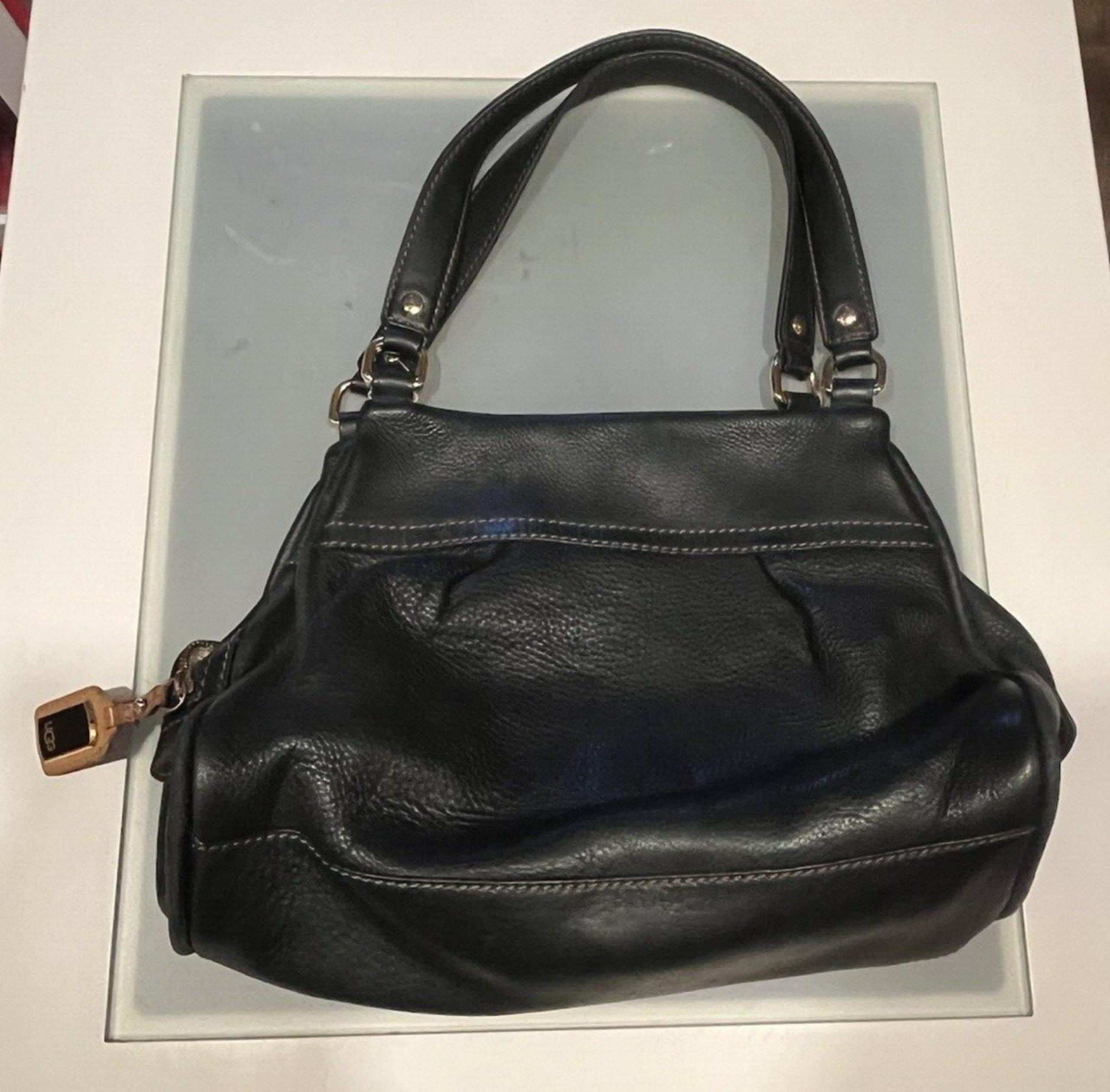 UGG Australia Black Pebble Leather Shoulder Bag Purse Gold Accents BROKEN ZIPPER
