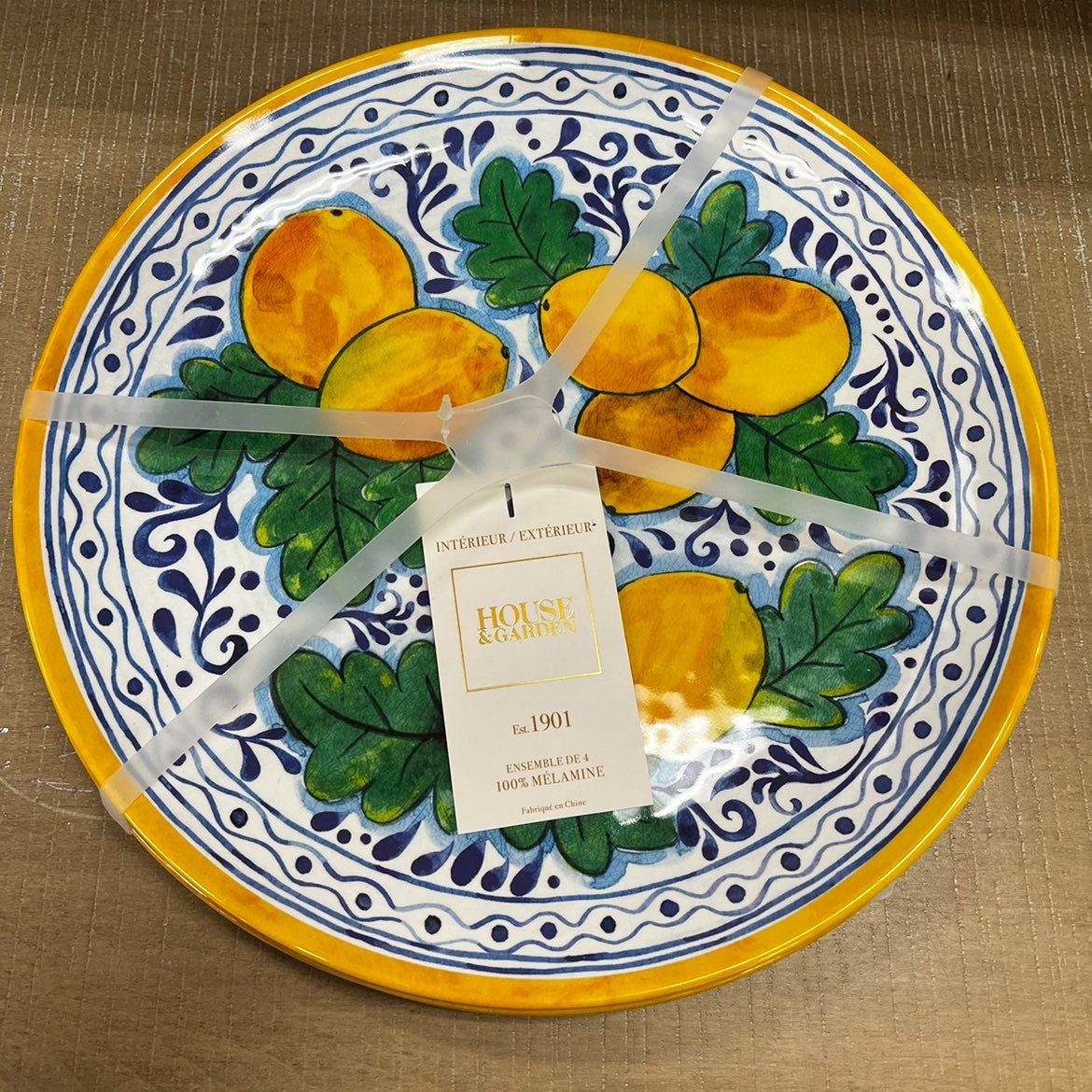 8 pc Lemons Melamine Dinner Plates !