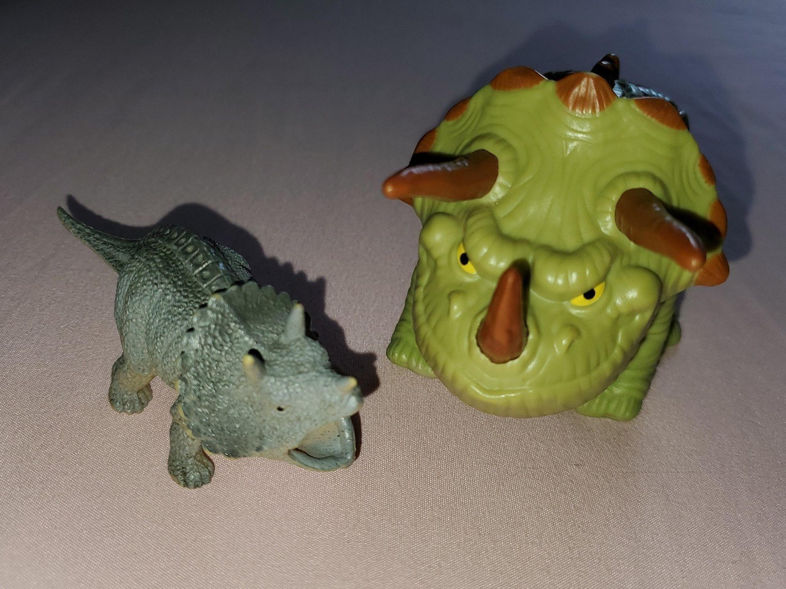 Jurassic World Triceratops toy figurine lot 2 dinosaurs