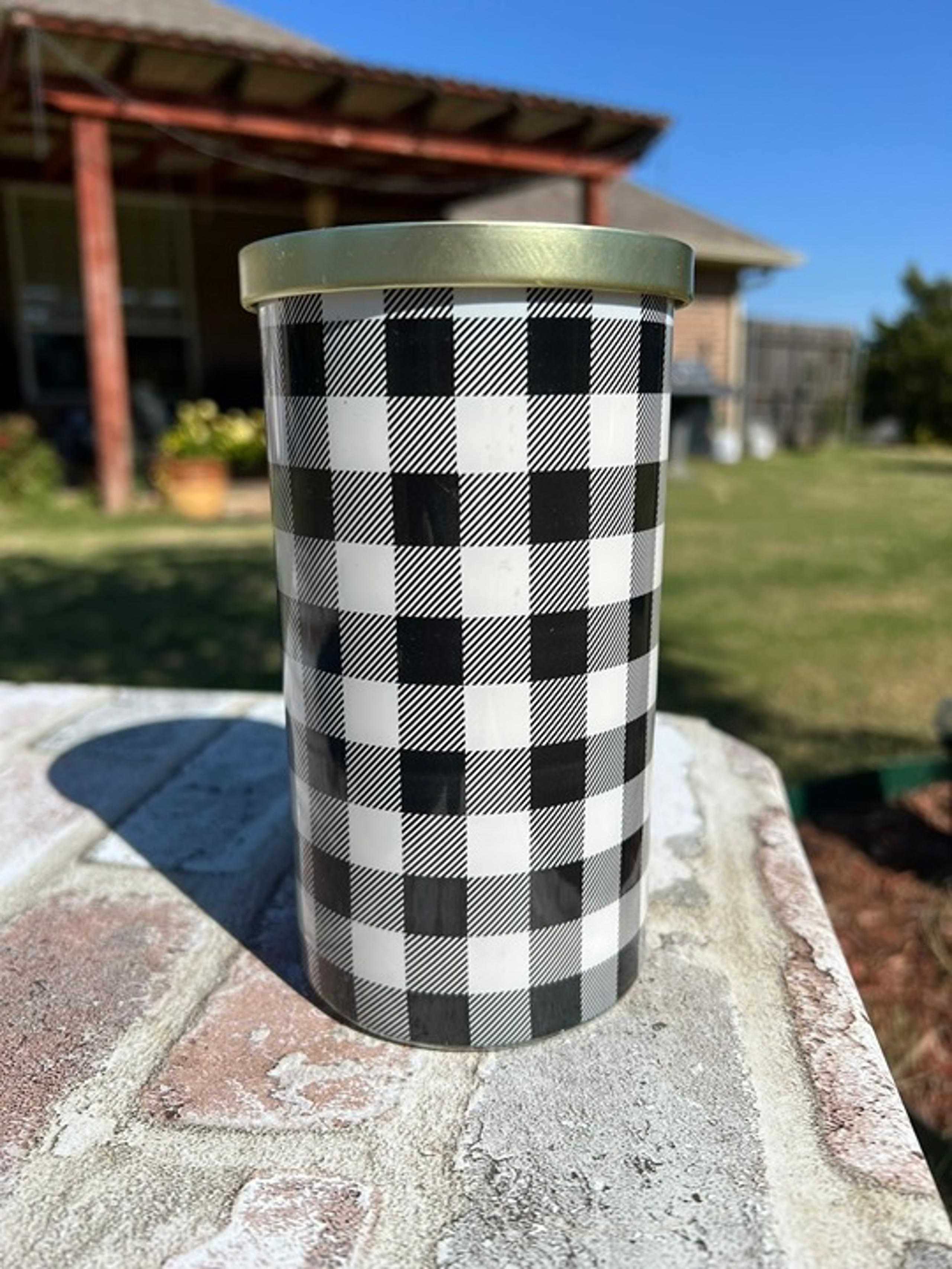 Brand New Buffalo Plaid Jar Candle Warm Apple Pie Scented Great Christmas Gift