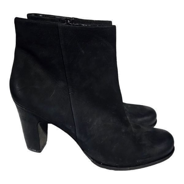 ECCO Jaffna Black Leather Ankle Booties- Size Euro 41/10-10.5