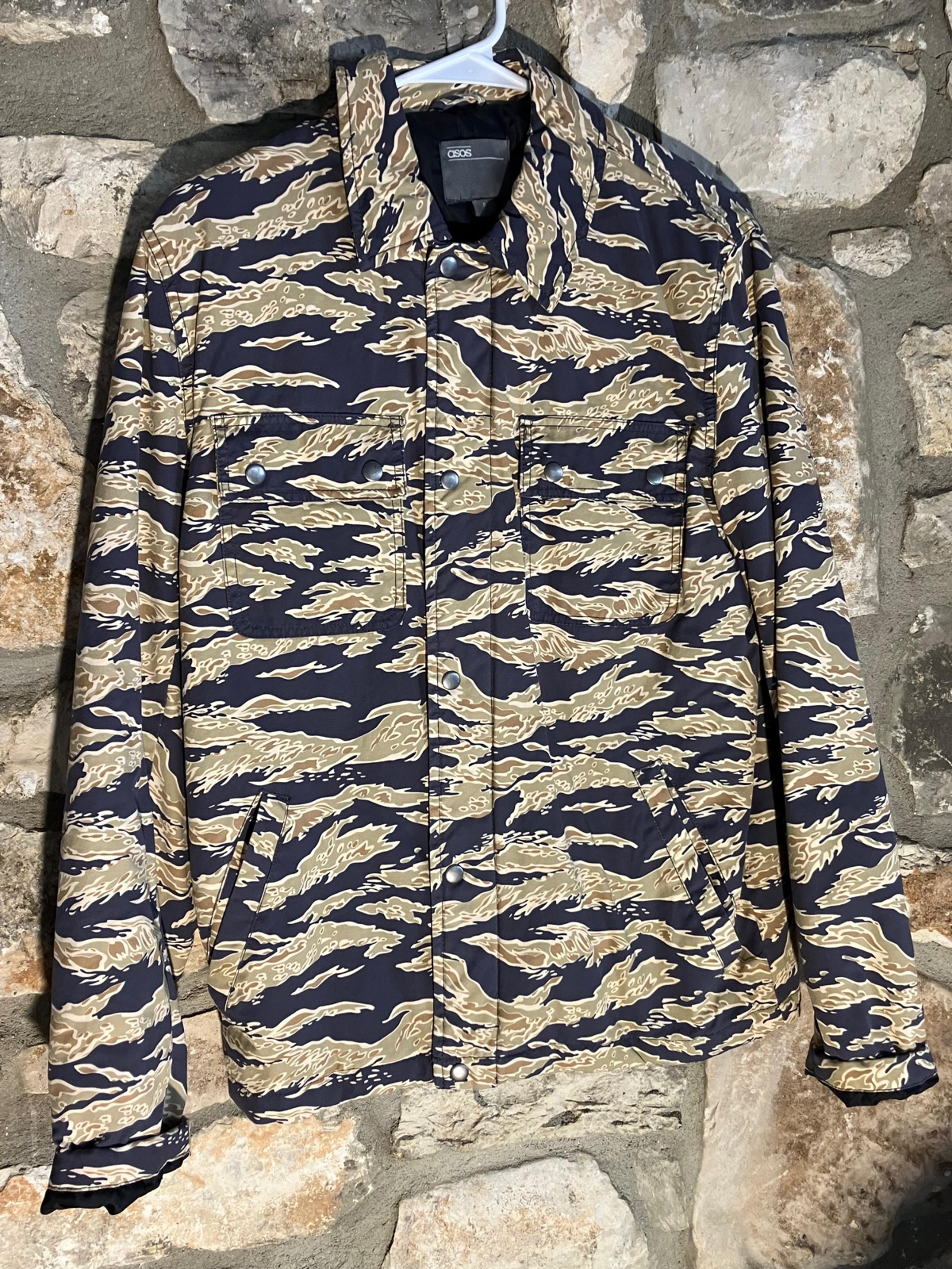 Mens size small ASOS jacket bomber/flight in cool print