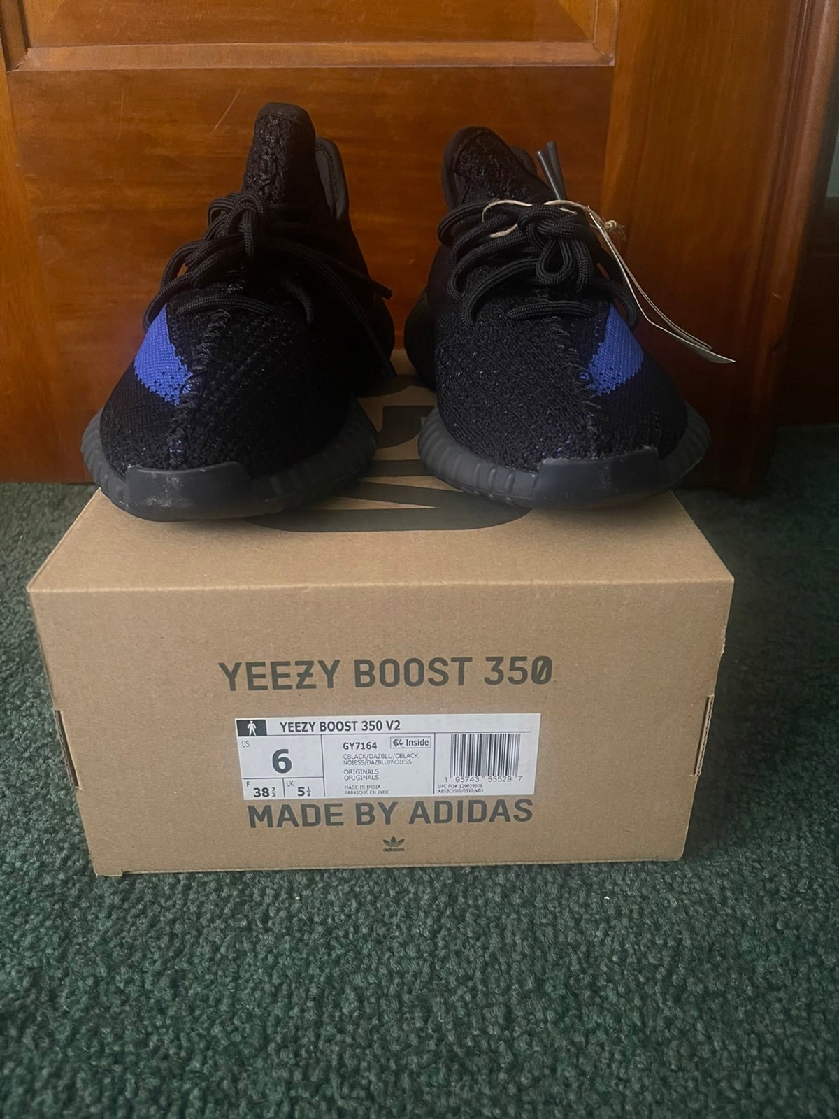 Yeezy 350 Dazzling Blue