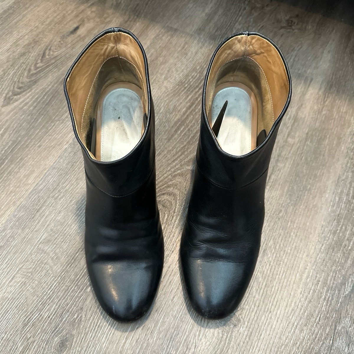靴 Maison Margiela 36 Maison Margiela Printed Leather Tabi Boots, 36