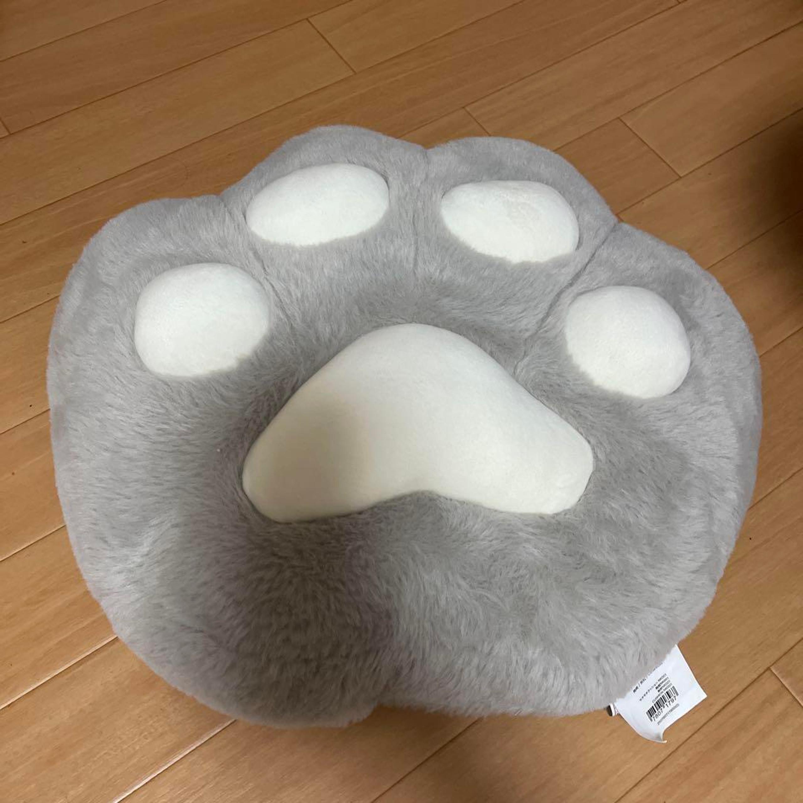 Nitori Paw Cushion