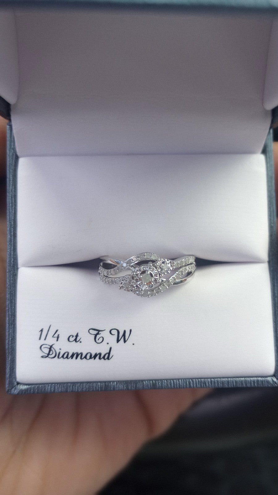 1/4ct diamond ring