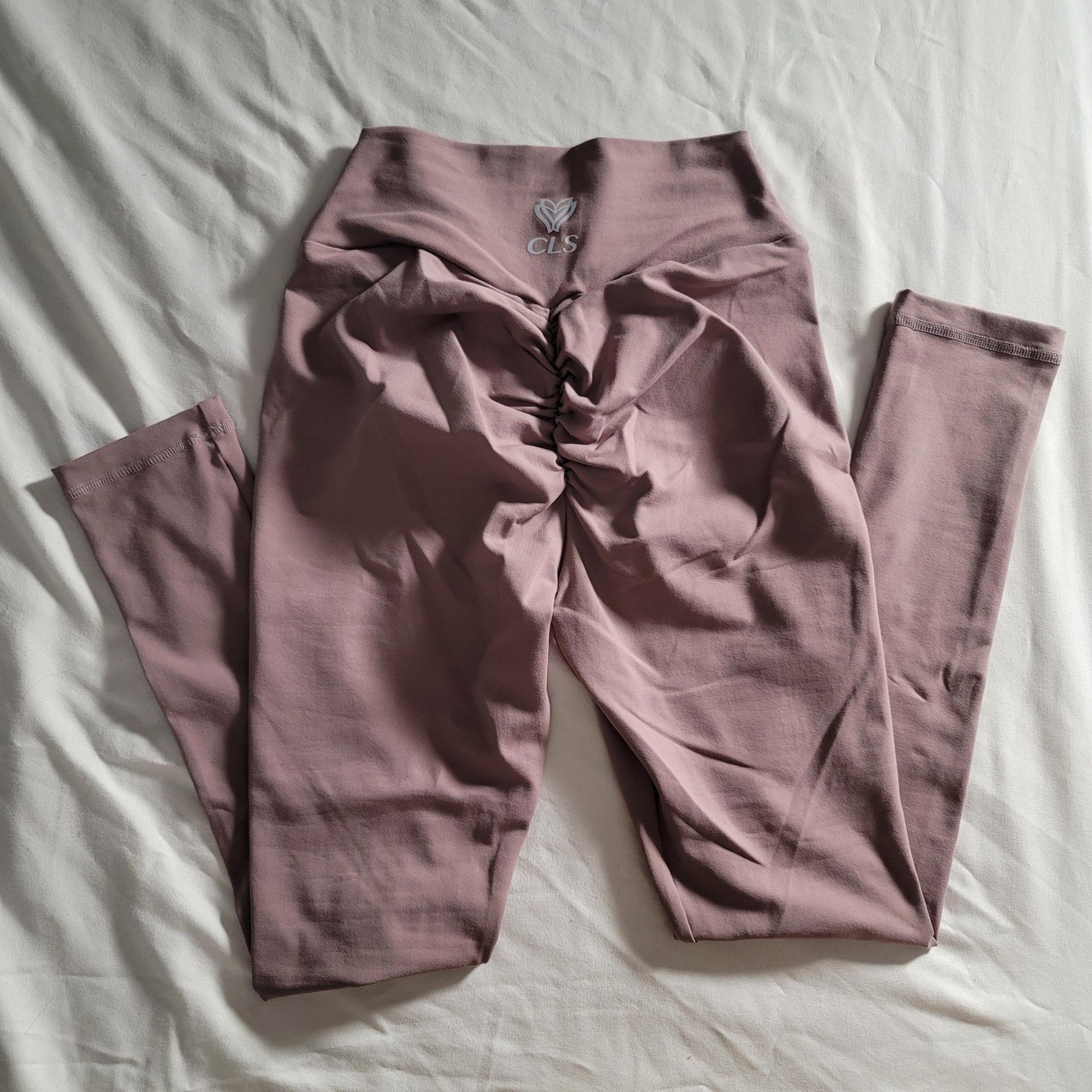NWOT CLS Sportswear leggings