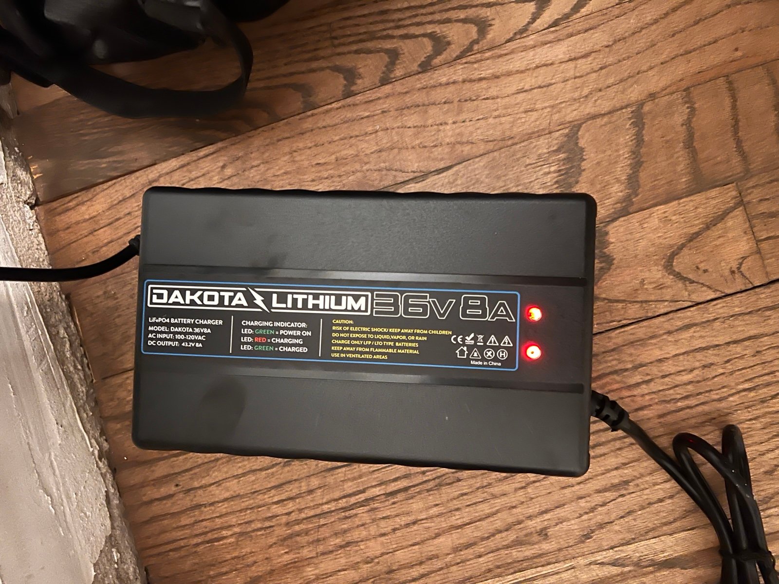 Dakota Lithium 36v8a battery charger