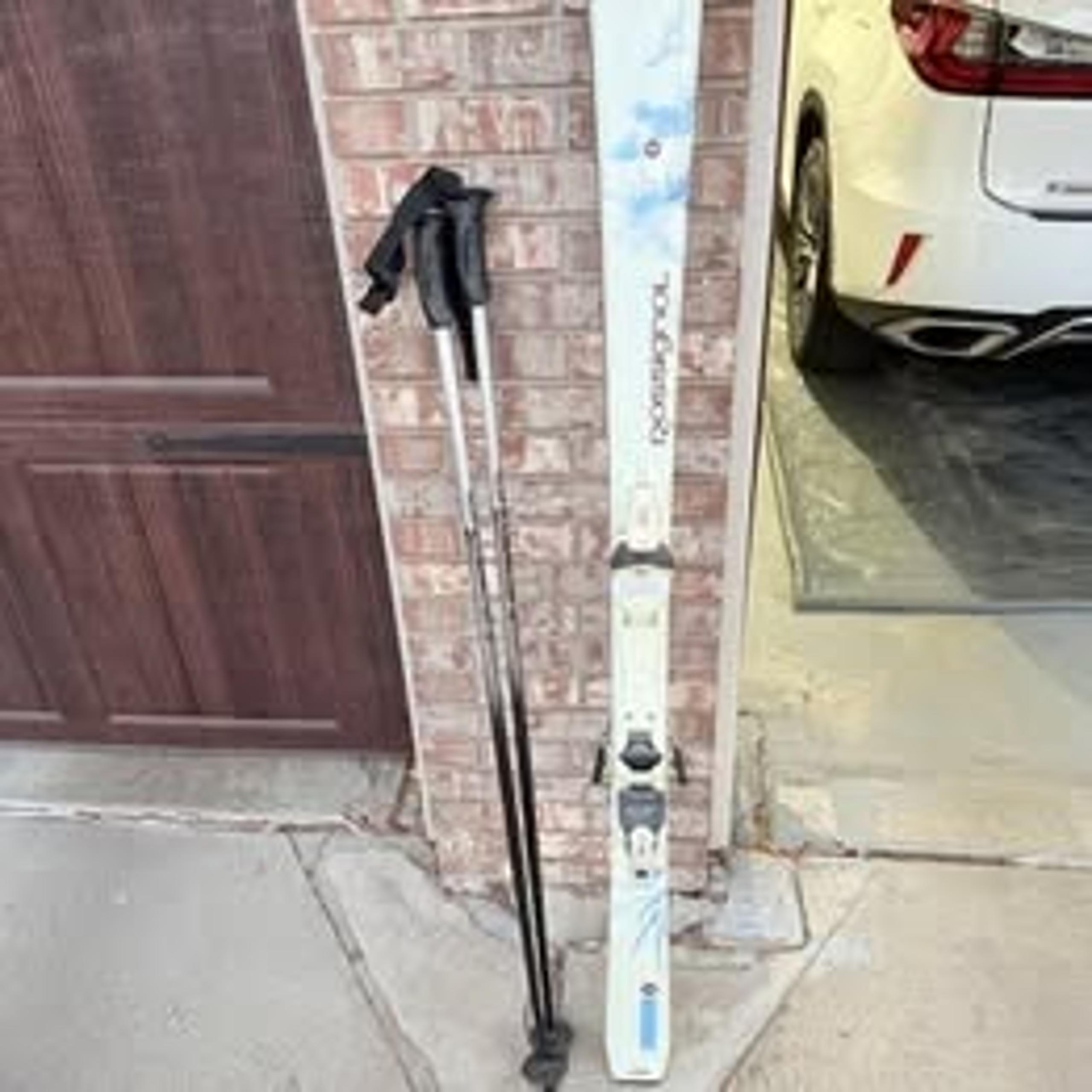 Rossignol Skis (154 cm) with Poles w/ Bindings