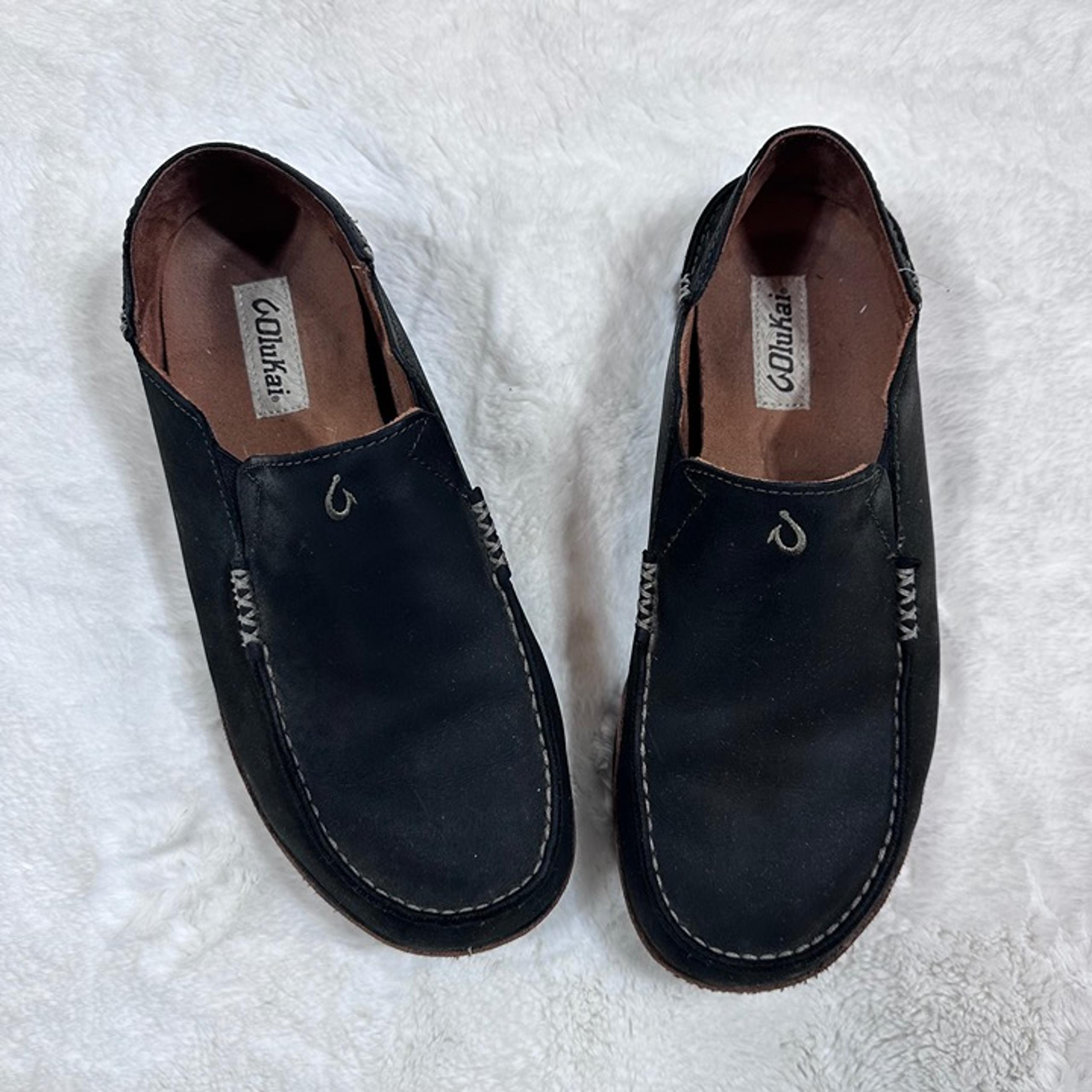 OluKai Moloā Black Leather Comfort Slip On Loafer Sneaker Shoes Men's Size 10.5