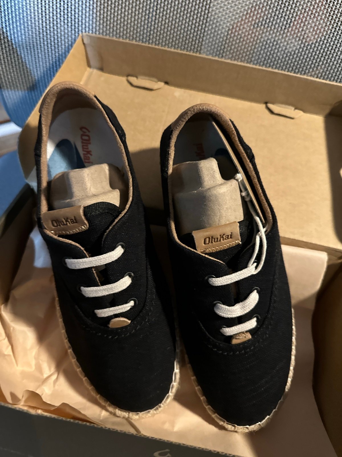 Olukai women’s Kaula Pa’a li in black size 7