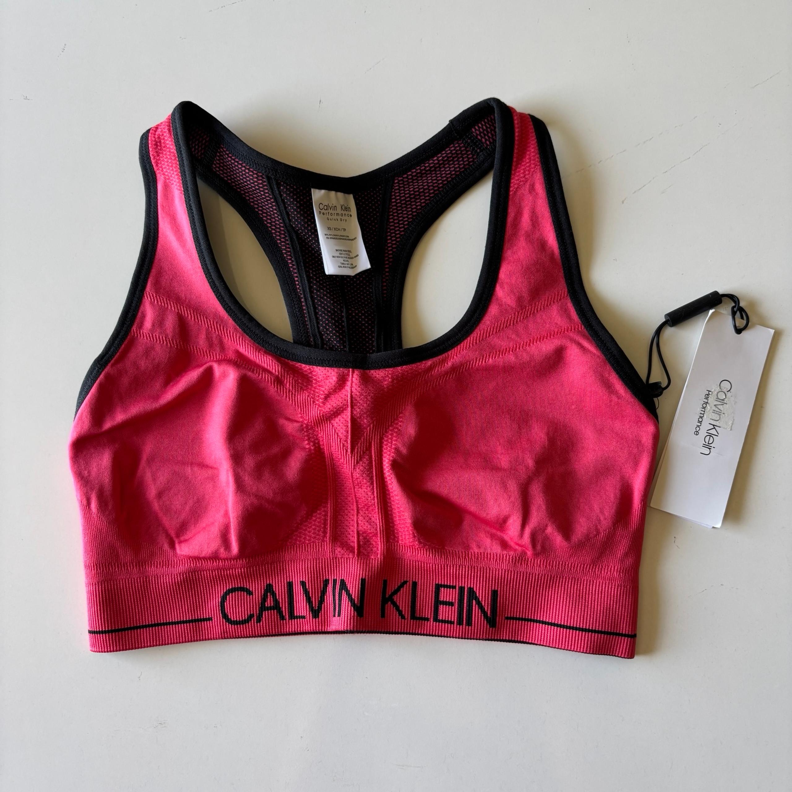 Calvin Klein Women’s Seamless Reversible Sports Bra, Size XS/TP