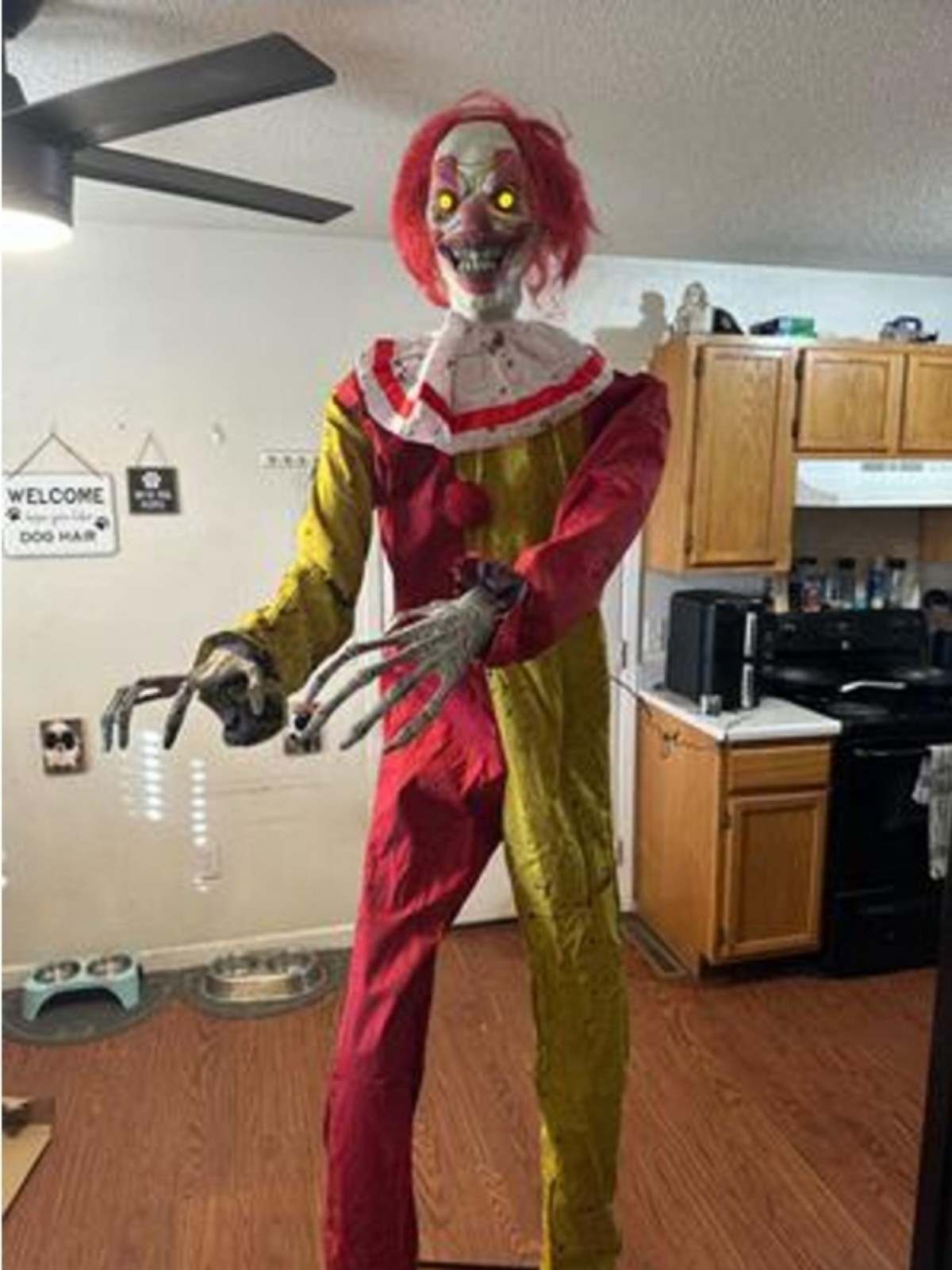 Halloween 7ft Clown animatronic