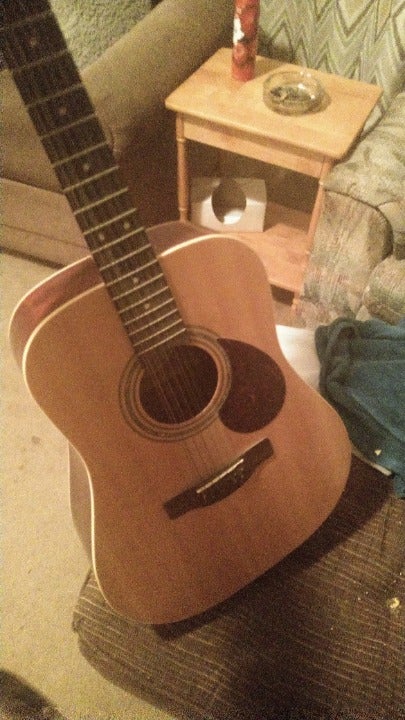 12 string guitar