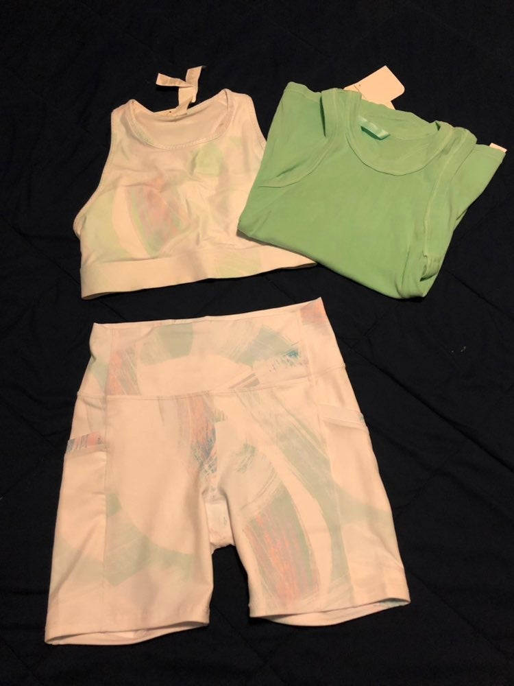 NWT Fabletics impression/gulf coast set