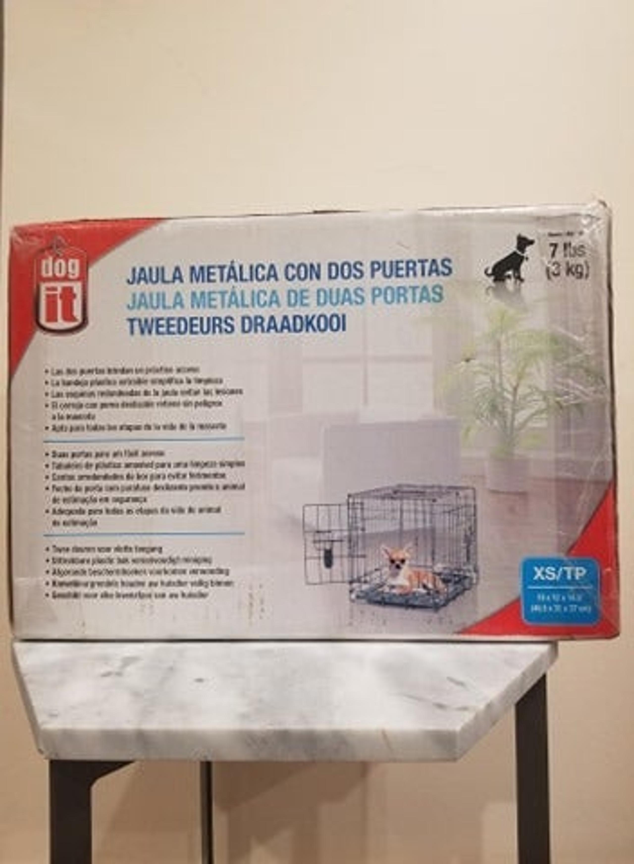 Two Door Dog Wire Home 18 x 12 x 14.5"