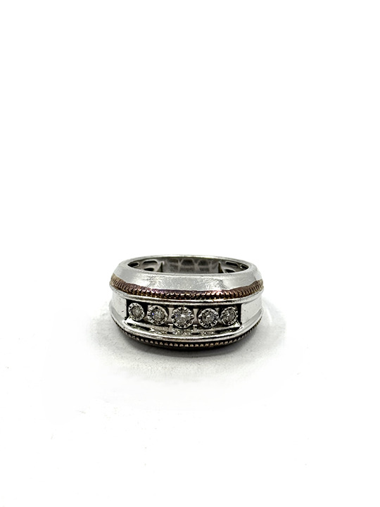 Two Tone Diamond Stone Ring