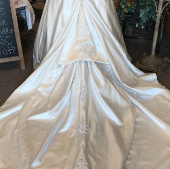 24W Wedding Dress