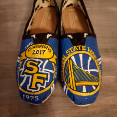 Hand Painted Golden State Warriors Toms Size 7.5.