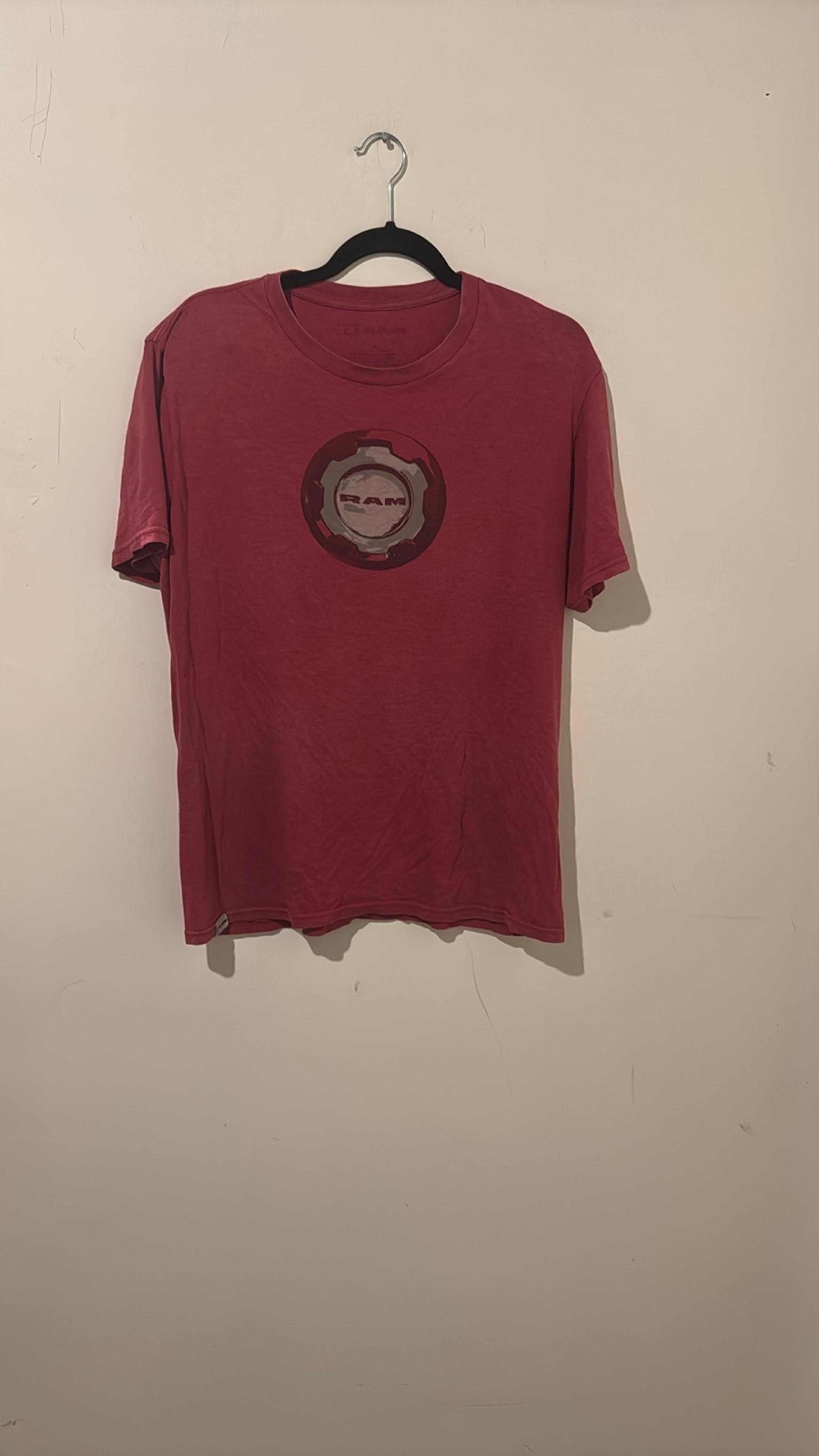 Men’s size large RAM T-shirt