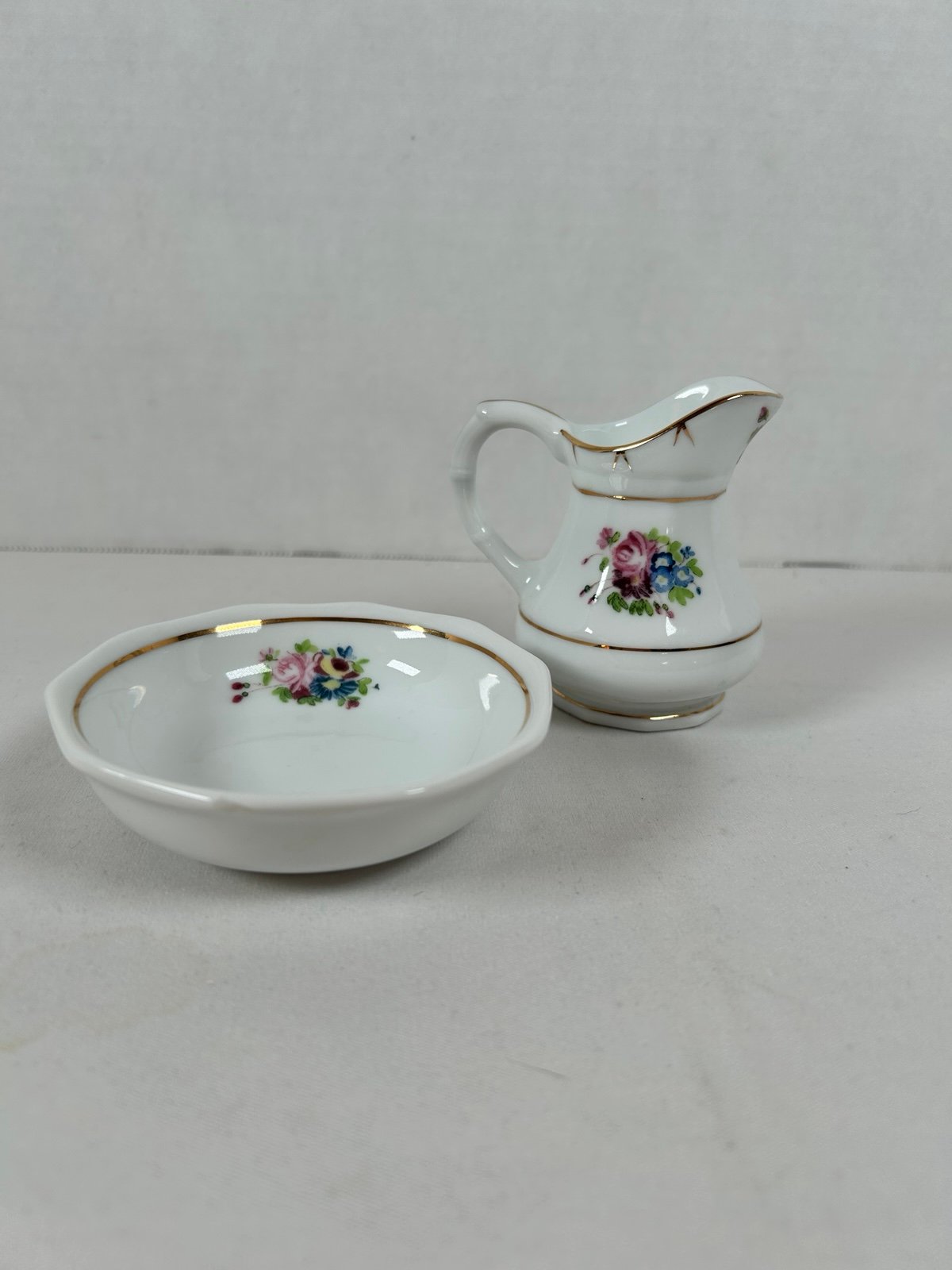 American Girl Nighttime Necessities Pitcher & Bowl