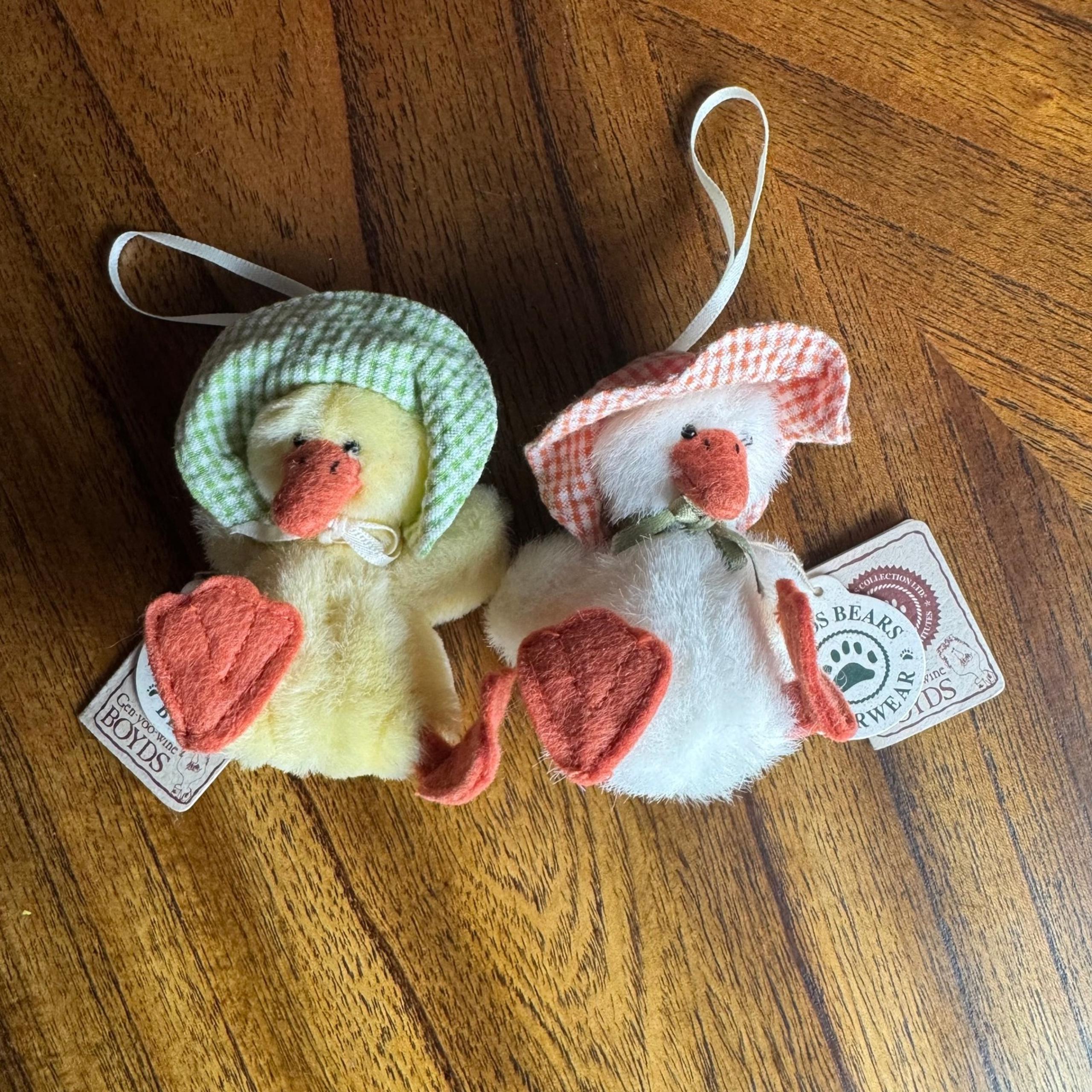 Vintage Boyds Bears Lula Quackenwaddle Duck Ornament Set Easter Plush Decor