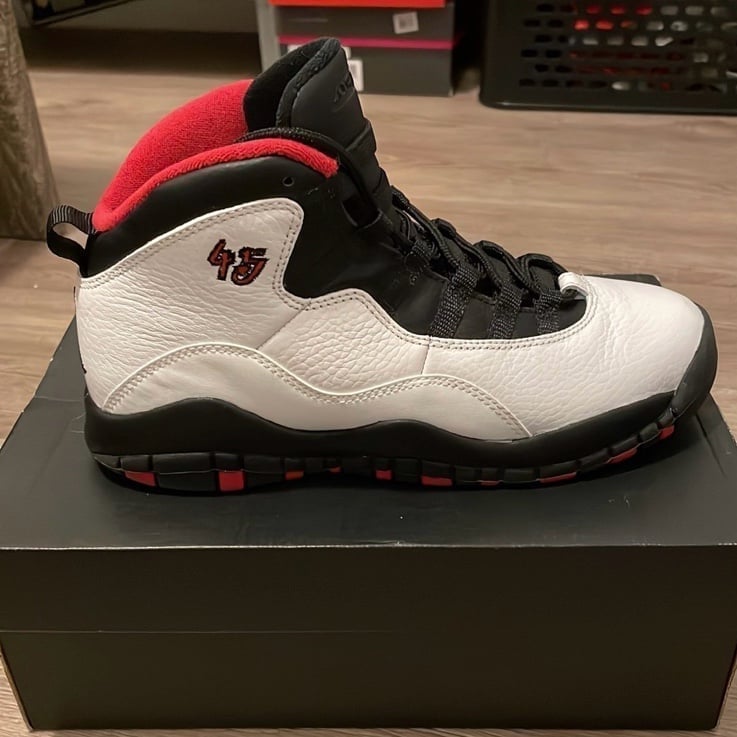 Air Jordan 10 Retro 'Chicago' 2012