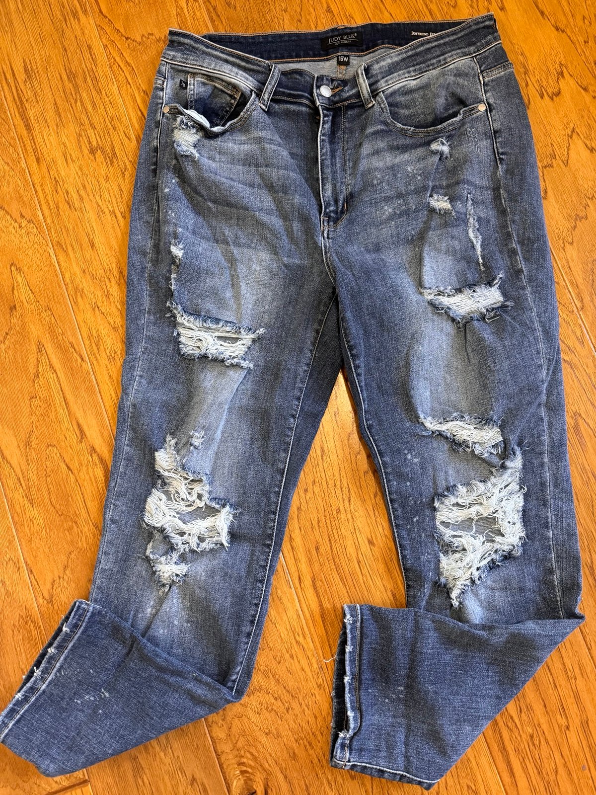 Judy Blue Jeans Womens 16 W Boyfriend Fit Distressed Denim Mid Rise Blue Stretch