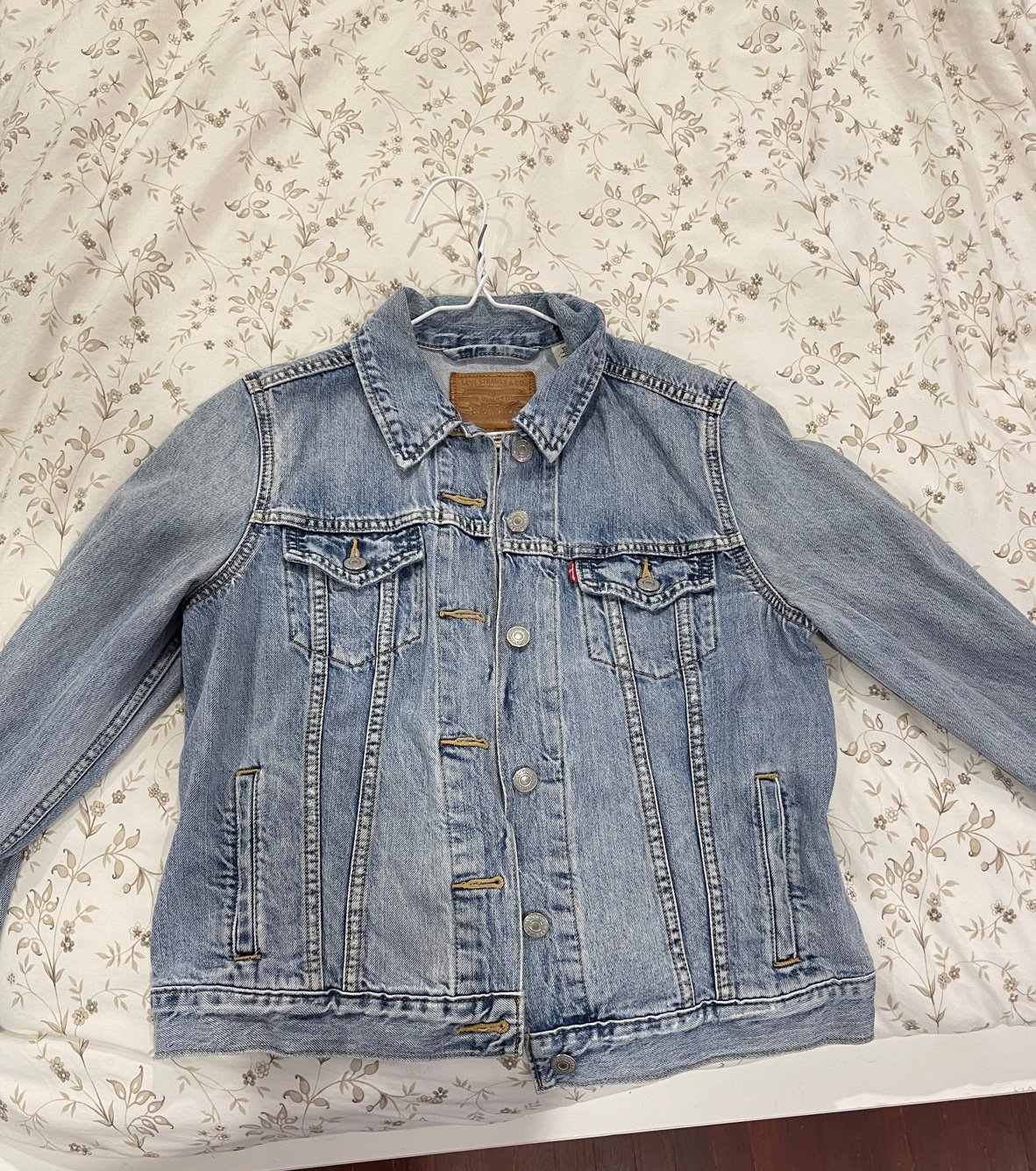 levi jean jacket women