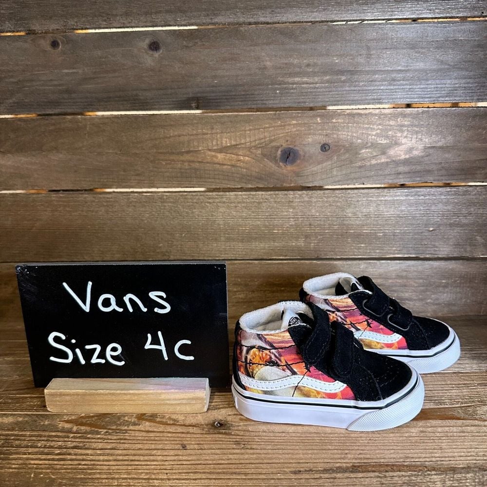 New NWOB Little Kids Vans Sk8-Hi Shark Sunset Black Sneakers Shoes Size 4 C