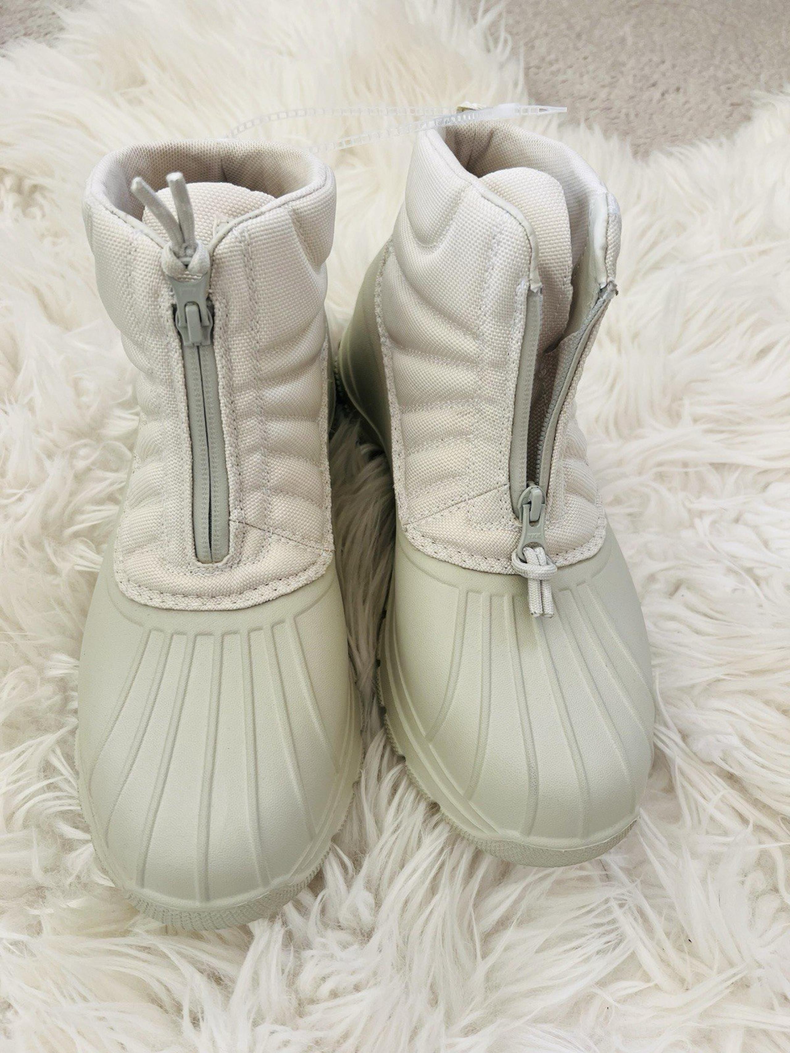NWOB Sperry Women's Duck Float Zip Seacycled Winter/Snow Boots, STS88157 Sz 9.5