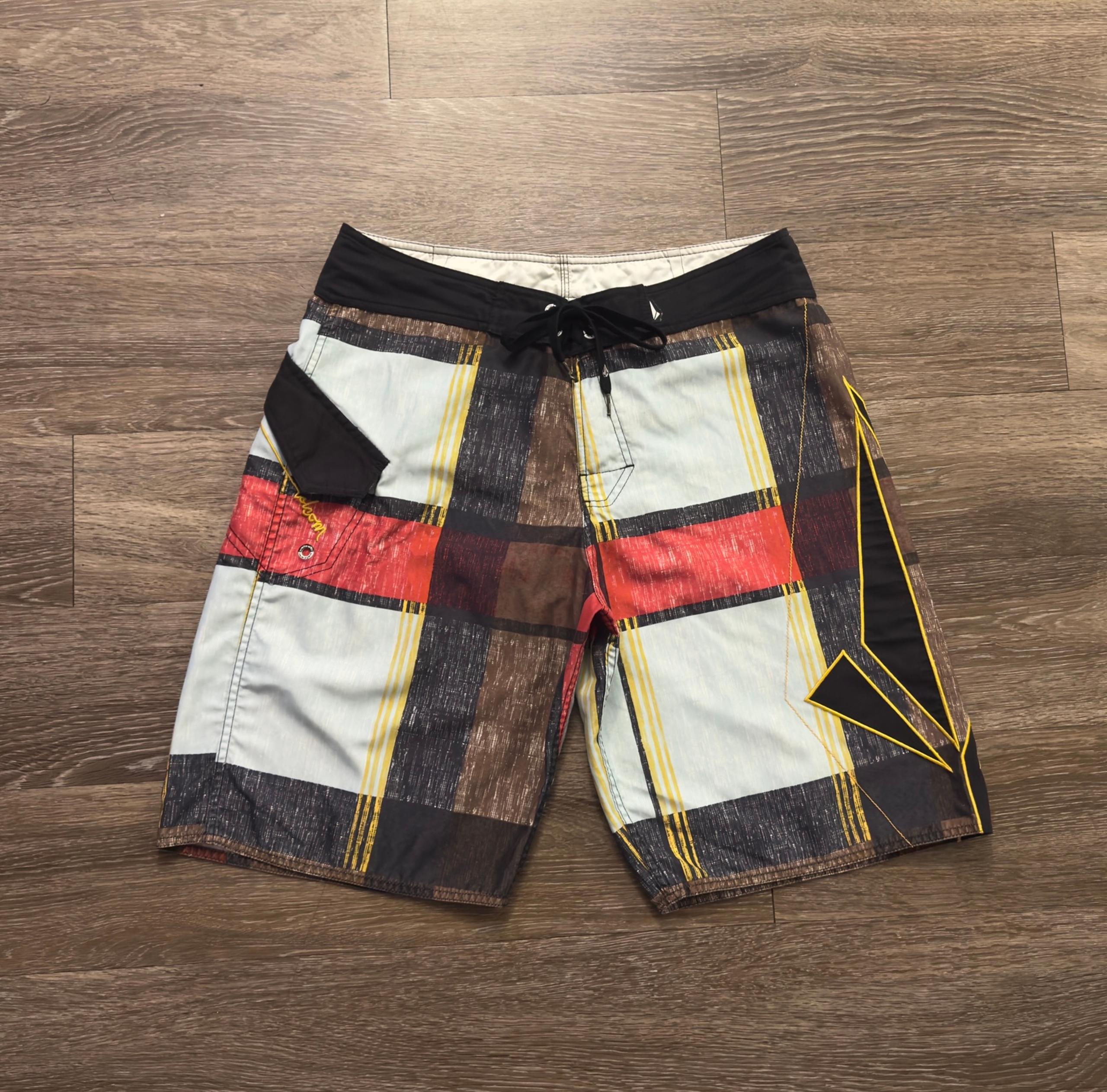 Volcom 34 Men’s Cargo Pocket W/Leash Surf Board Shorts