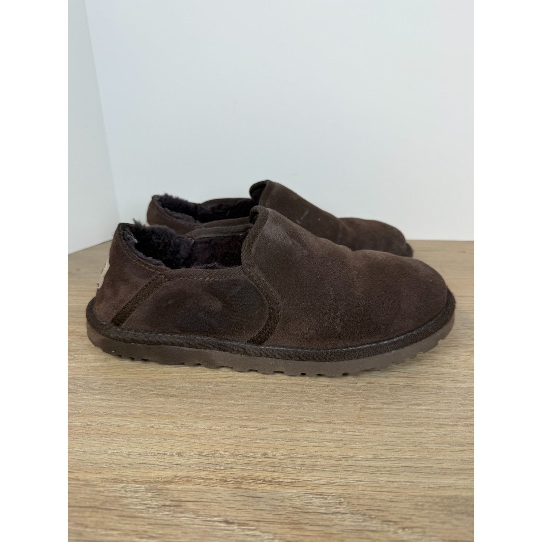 UGG Men's Kenton Size 7 Brown Slippers Slip On Casual Round Toe