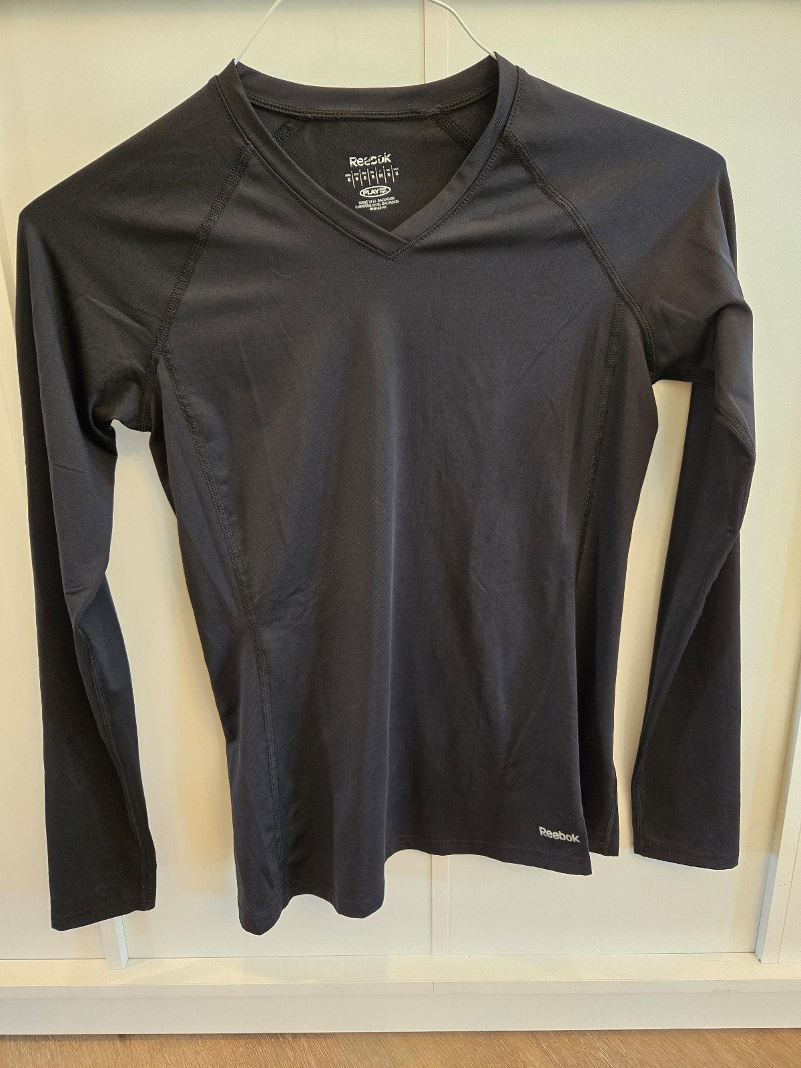 Reebok Women's Black Long Sleeve Athletic Shirt - Size Small