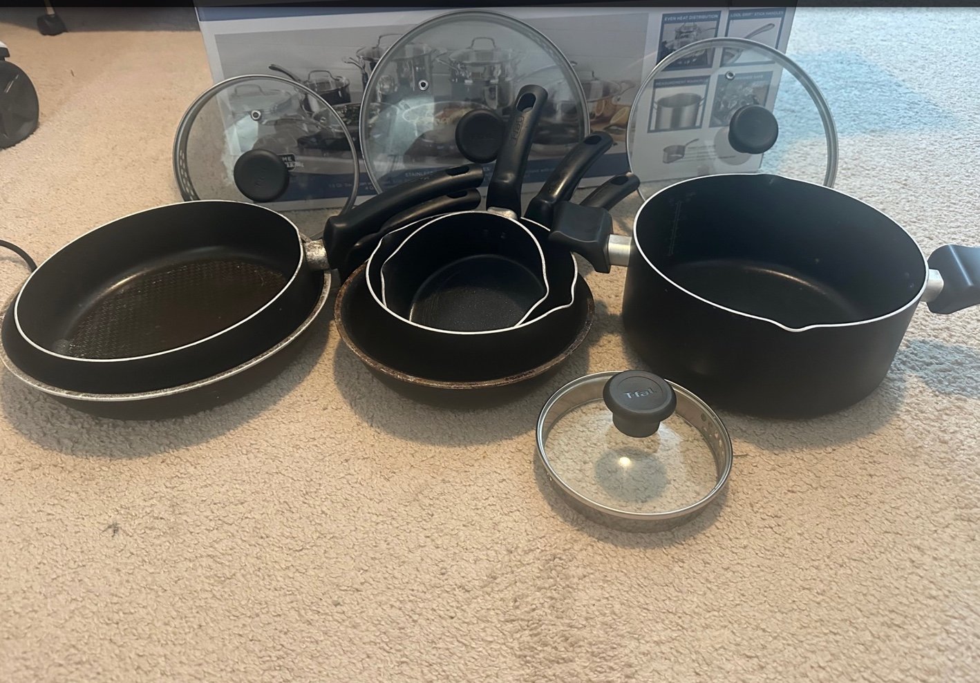 Pots and pan set