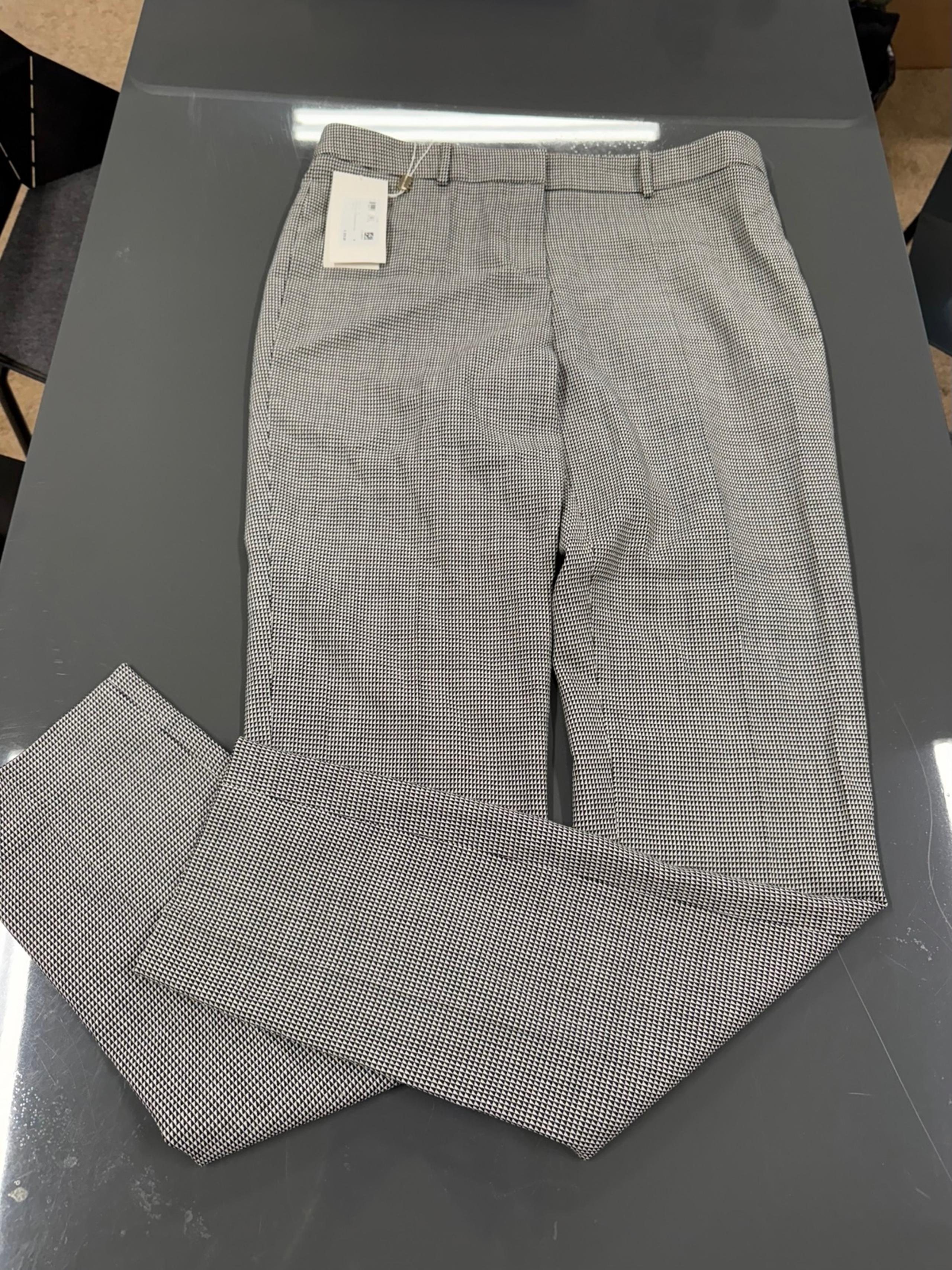 Hugo Boss Trouser Pants Black and White NWTs Size 4