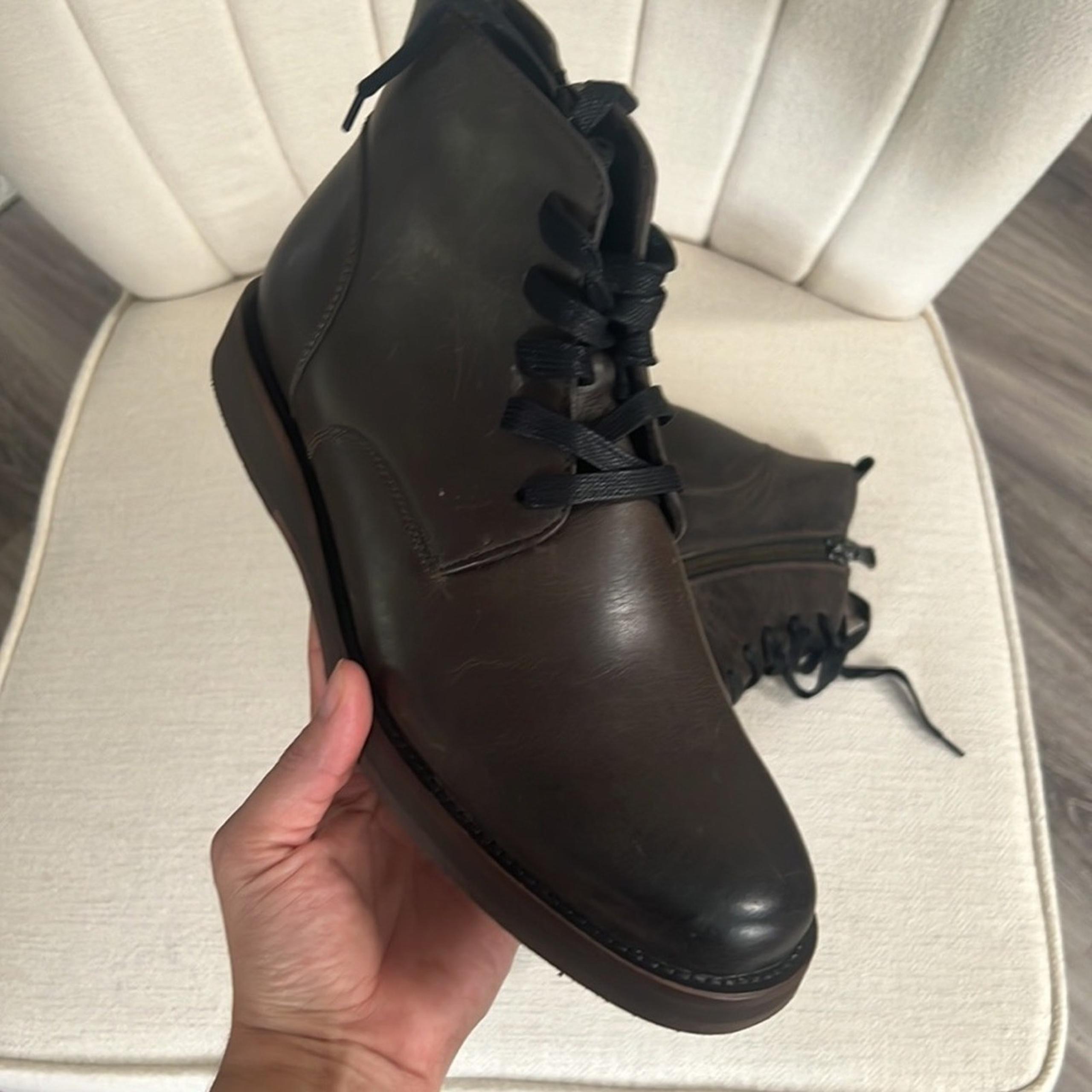 John Varvatos Rivington Men’s Leather Lace Up Boot Brown Chukka Boots Size 8M