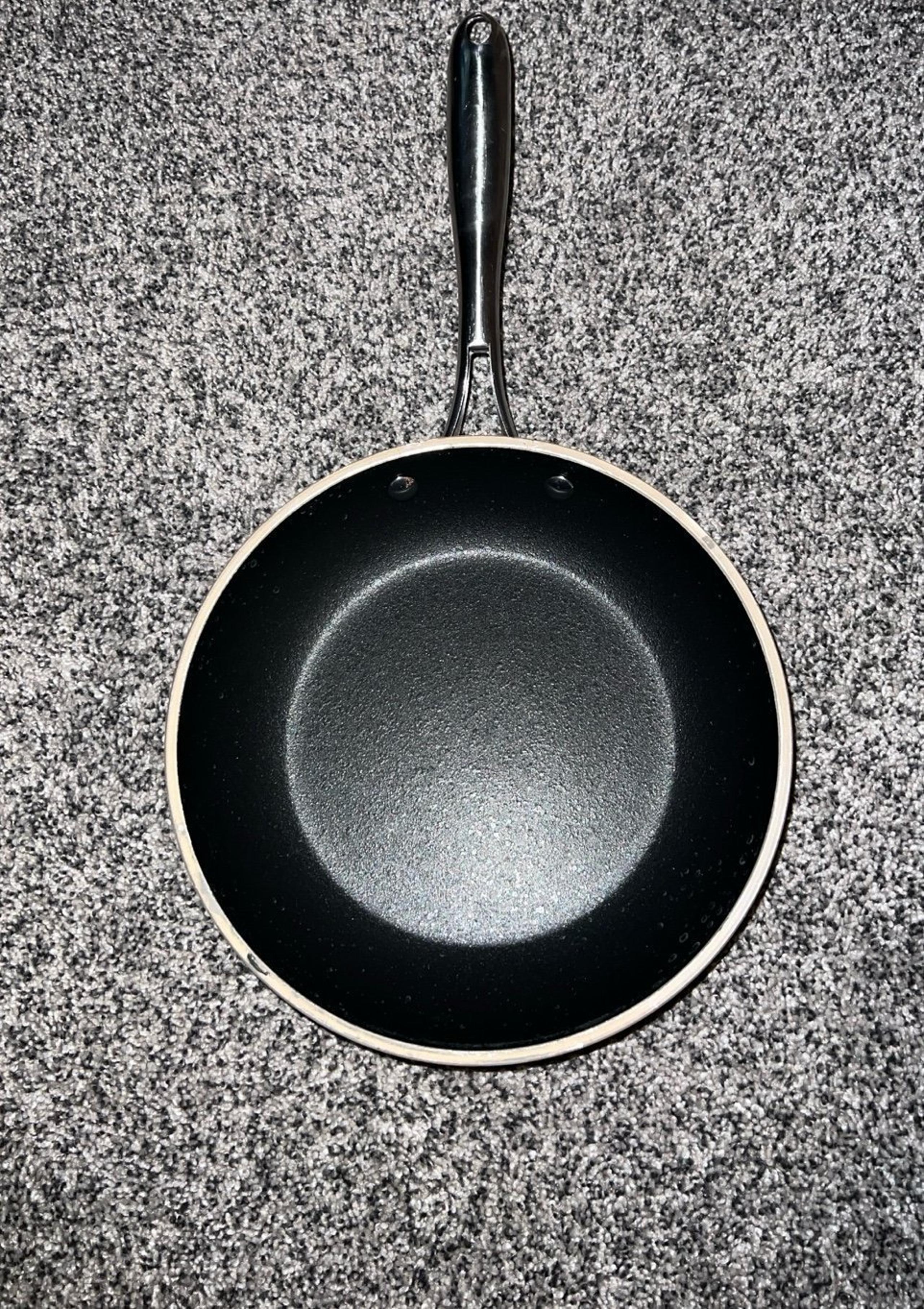 Gotham steel non stick 9” pan