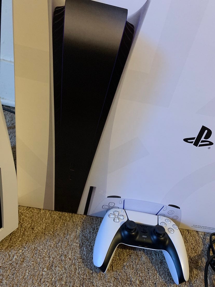PlayStation 5 White 825GB