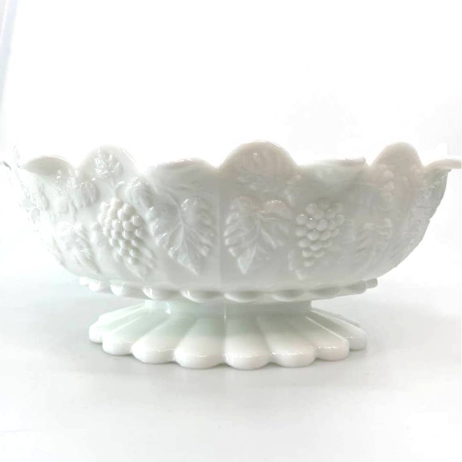 Westmoreland 11 Pedestal Milk Glass Serving Bowl EUC