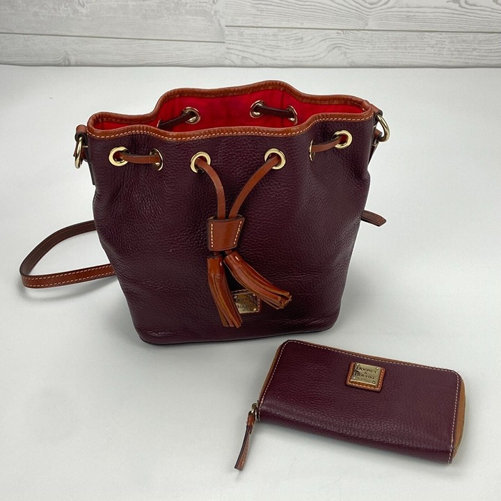 VTG Dooney & Bourke BURGUNDY PEBBLE Leather Drawstring Bucket Bag & Wallet