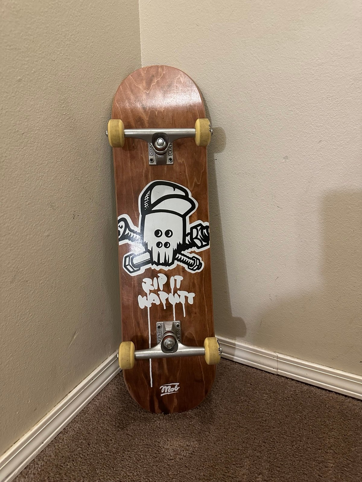 Mob Team Skull Rip It Komplett 8.25” Complete Skateboard