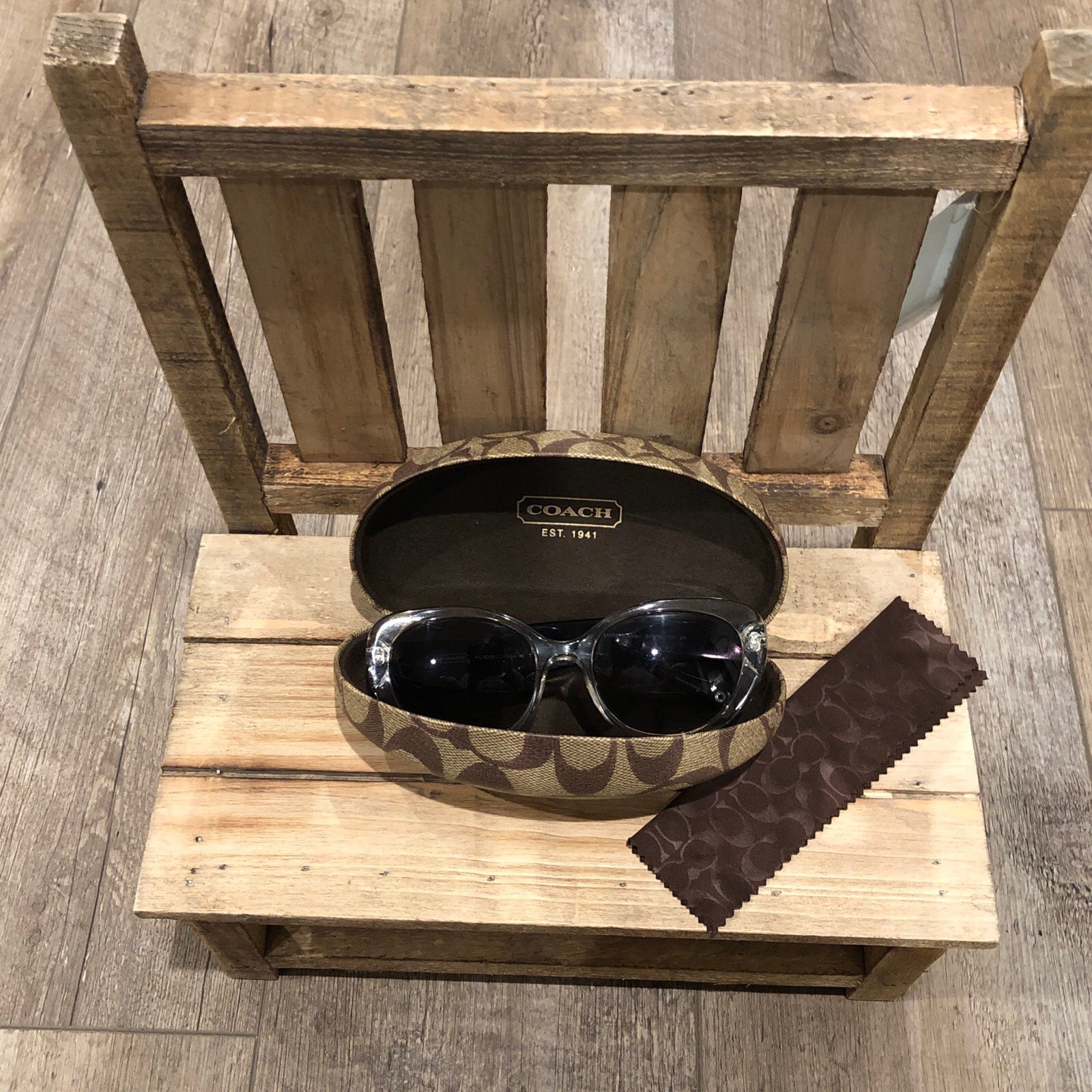 Coach HC 8049 (L043Alexa) 5111/11 Crystal Sunglasses 54-19-135mm