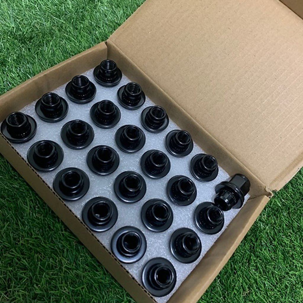 24pcs Black Toyota/Lexus 4Runner FJ Tacoma TRD Factory 12X1.5 Mag Lug Nut