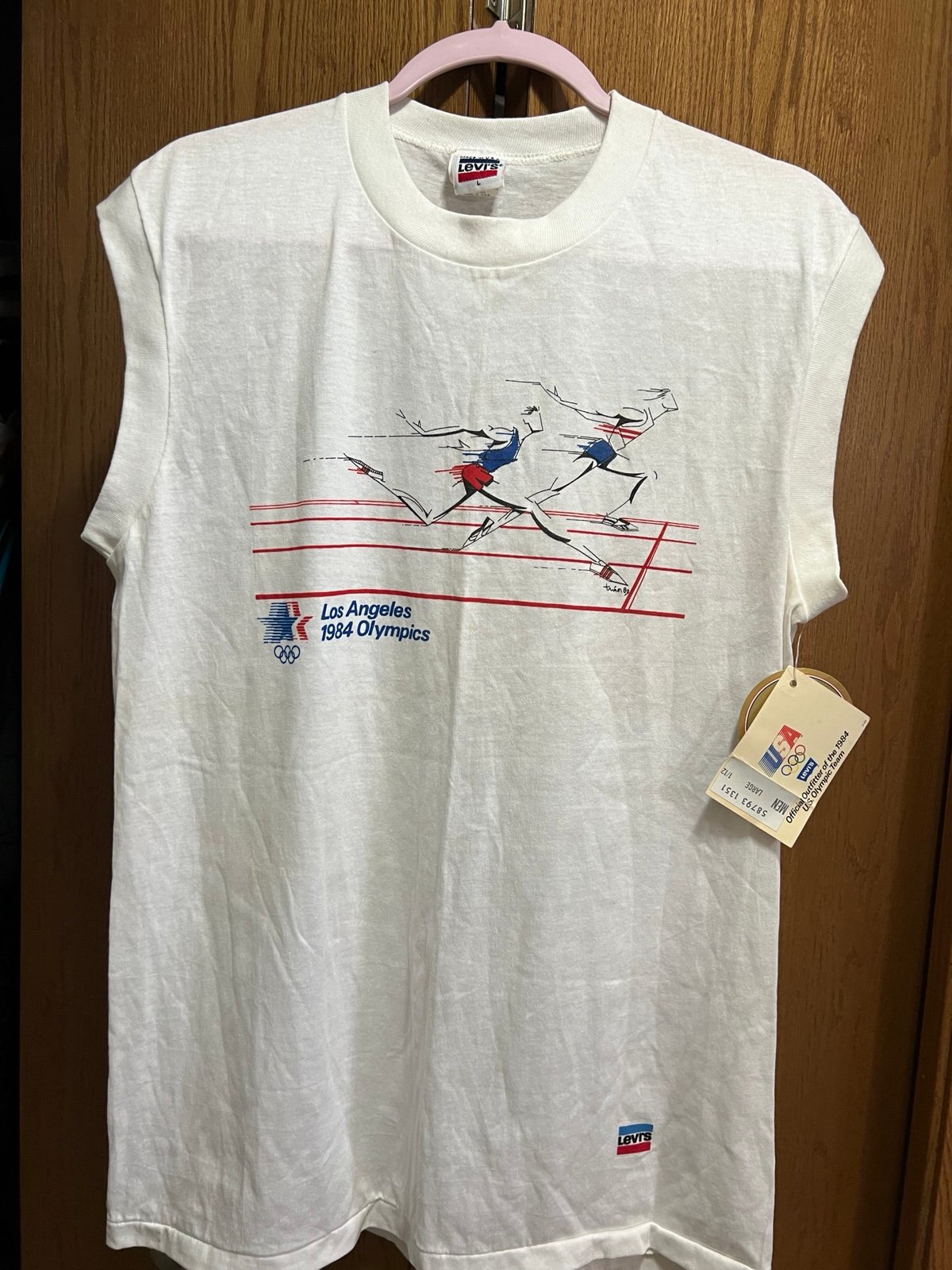 Vintage 1984 LOS ANGELES California Levi’s Olympic Tank Top M Single Stitch NWT