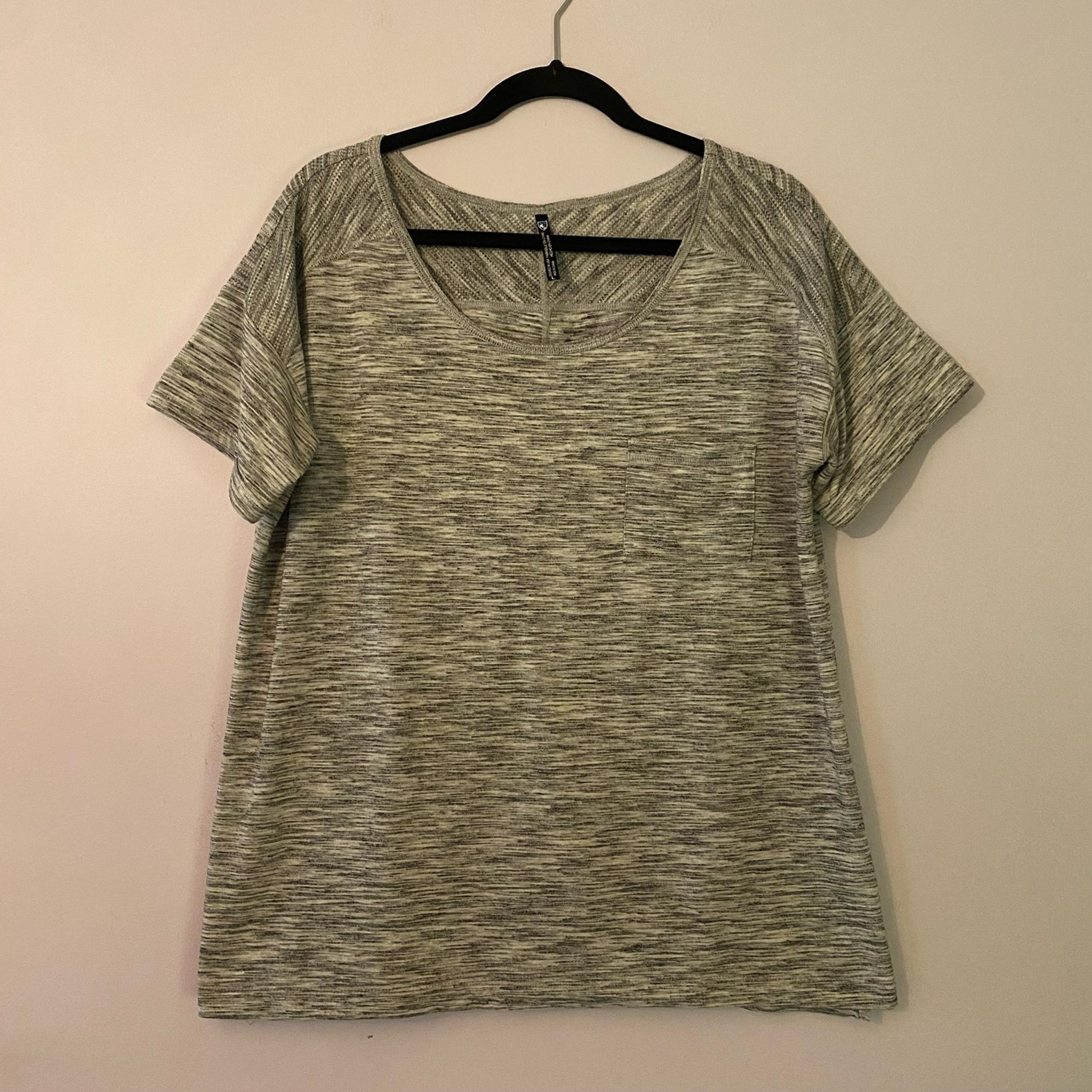 Kuhl Women's size Large Gray Heathered Short Sleeve Shirt Active Gorpcore
