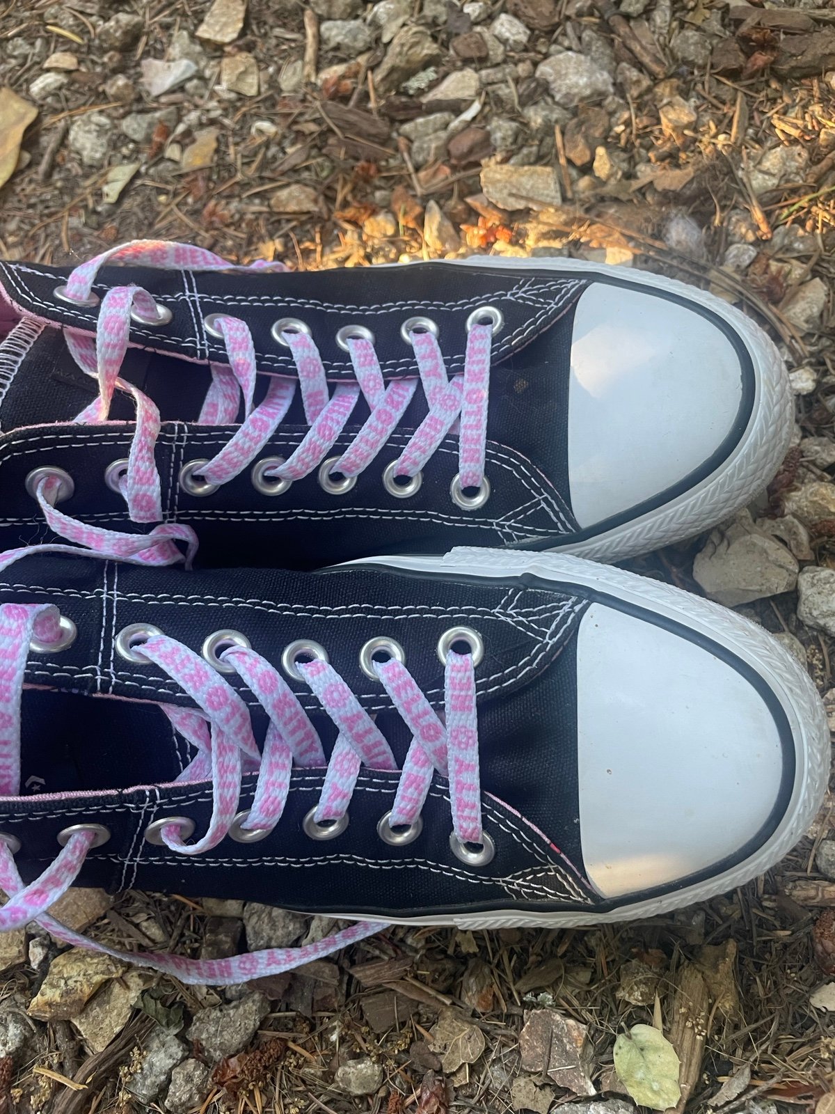 Hello Kitty Converse
