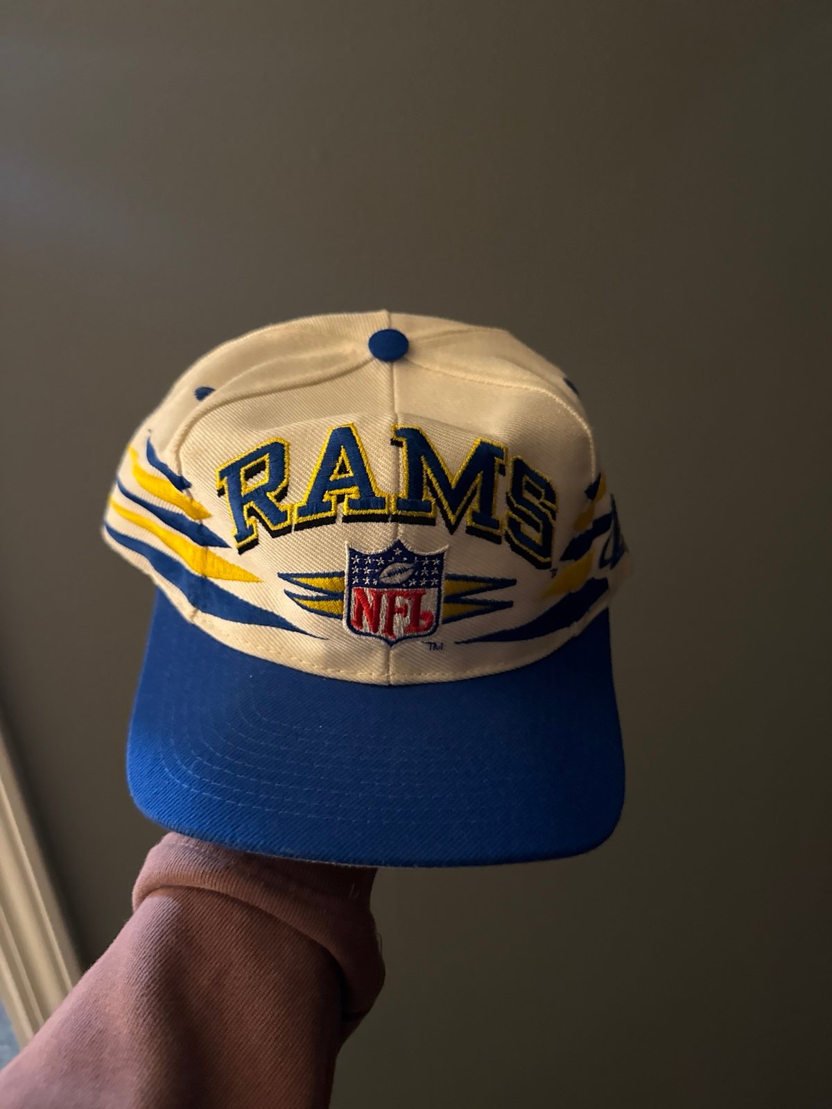 VTG 90s Los Angeles Rams Hat Cap NFL Pro Diamond Cut Logo Embroidered Snapback